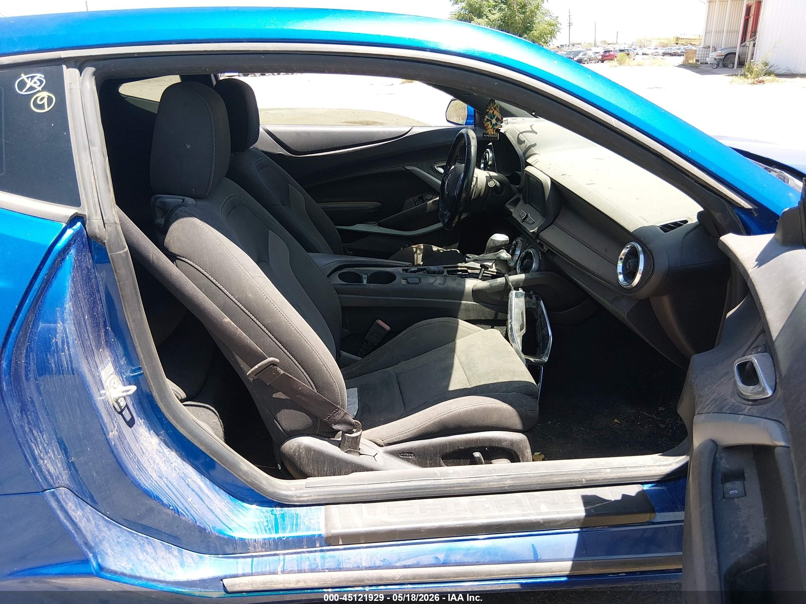 2018 Chevrolet Camaro VIN 1G1FB1RS6J0133306 IAAI salvage auction — Unknown, Salvage (Arizona), sold $2,750 on 2026-07-09 (photo 5)