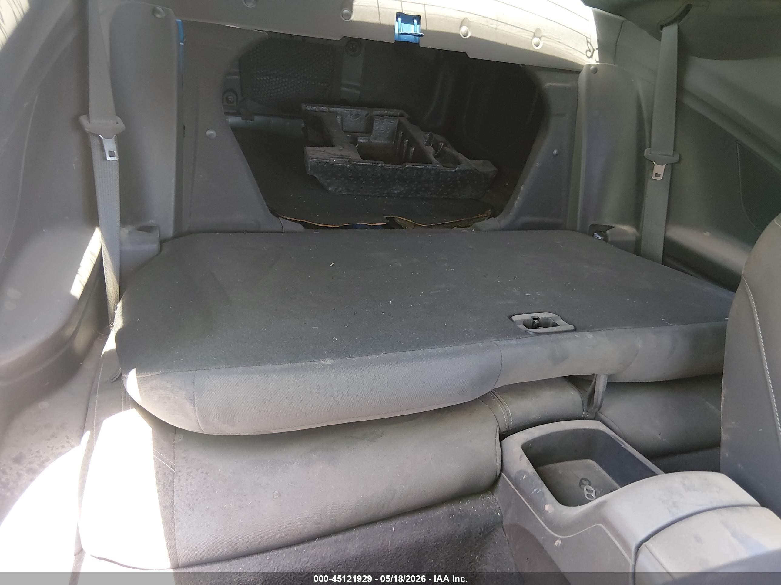 2018 Chevrolet Camaro VIN 1G1FB1RS6J0133306 IAAI salvage auction — Unknown, Salvage (Arizona), sold $2,750 on 2026-07-09 (photo 8)