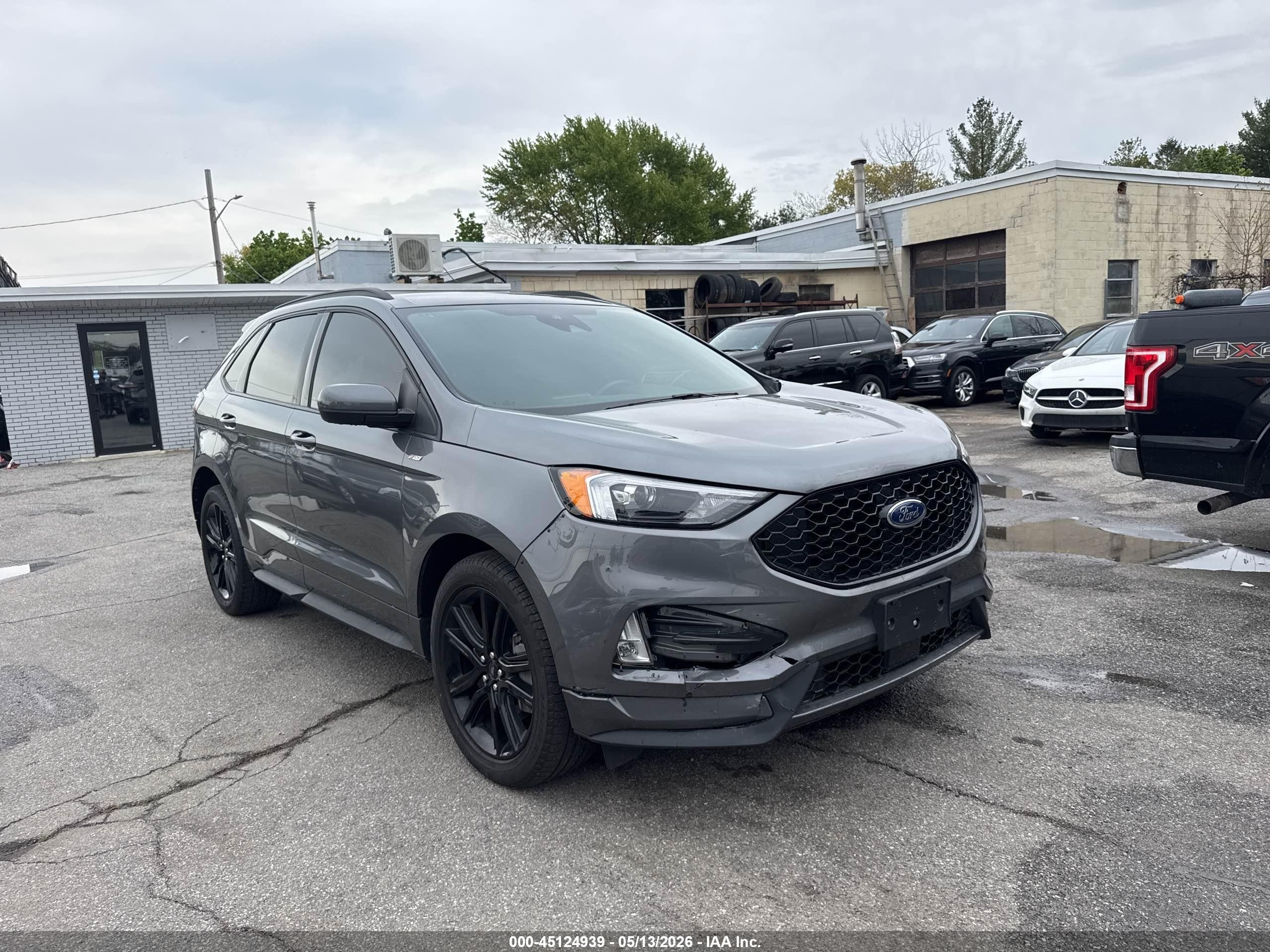 2024 Ford Edge VIN 2FMPK4J94RBA75028 IAAI salvage auction — Side, Clear (Texas), sold $25,000 on 2026-06-13 (photo 1)