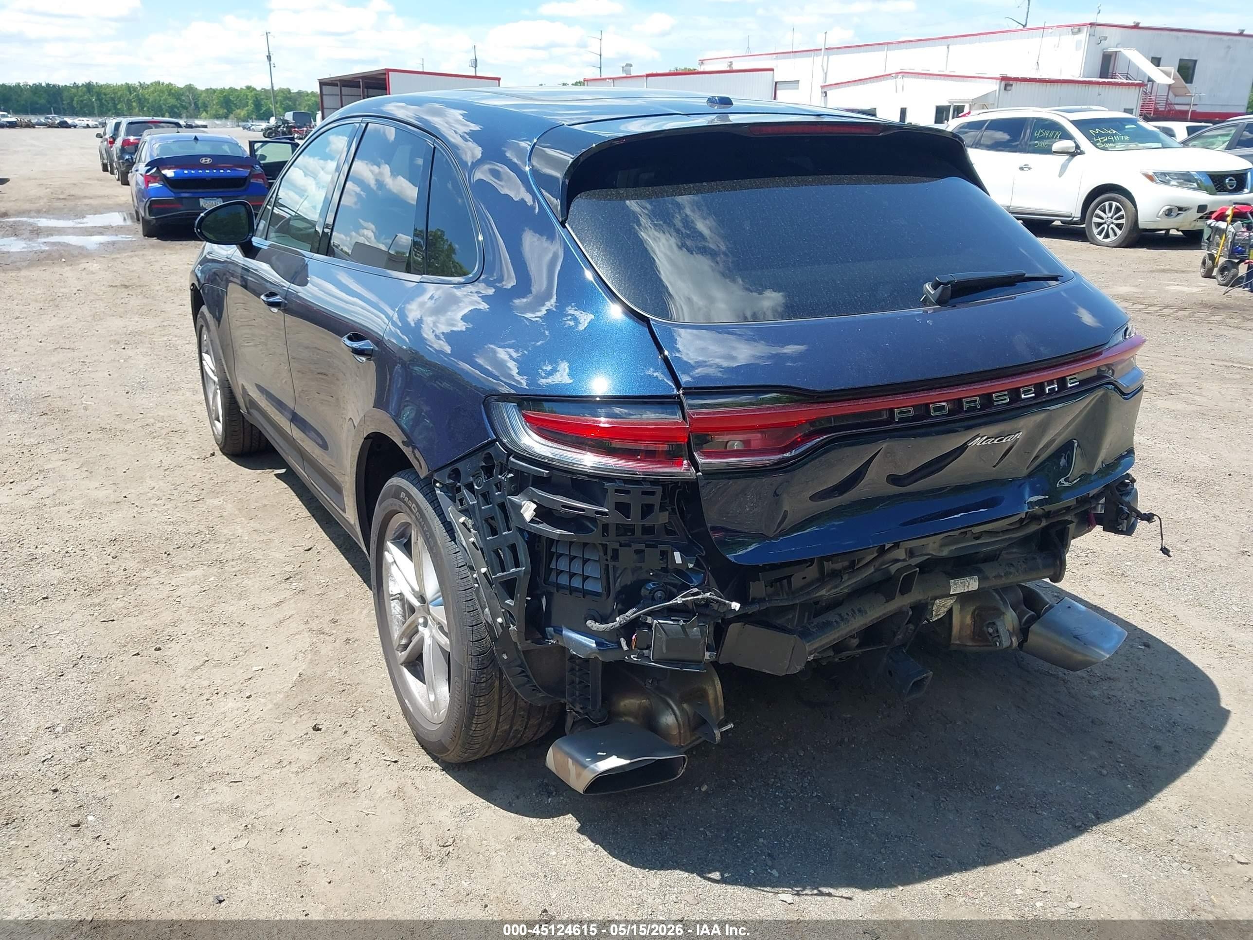 2020 Porsche Macan VIN WP1AA2A53LLB12784 IAAI salvage auction — Rear End, Salvage - Greater Than 75% (Maryland), sold $16,975 on 2026-07-06 (photo 3)