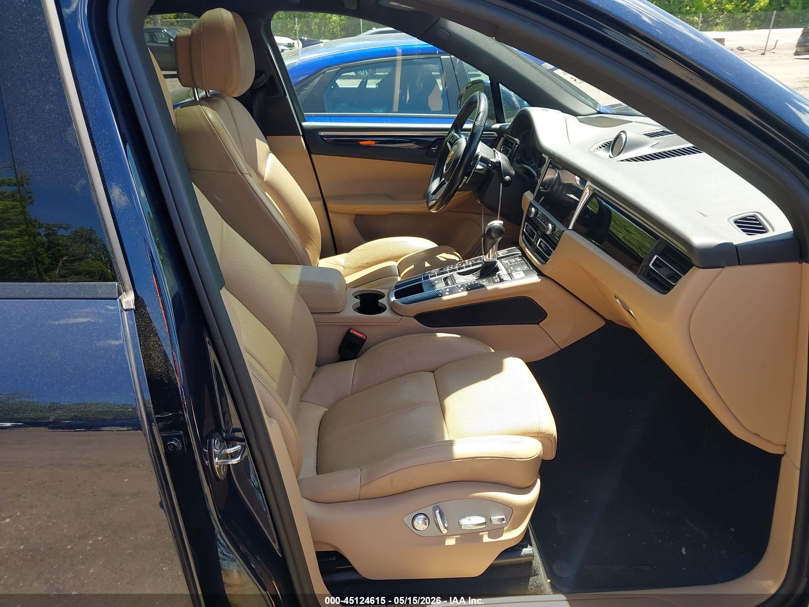 2020 Porsche Macan VIN WP1AA2A53LLB12784 IAAI salvage auction — Rear End, Salvage - Greater Than 75% (Maryland), sold $16,975 on 2026-07-06 (photo 5)