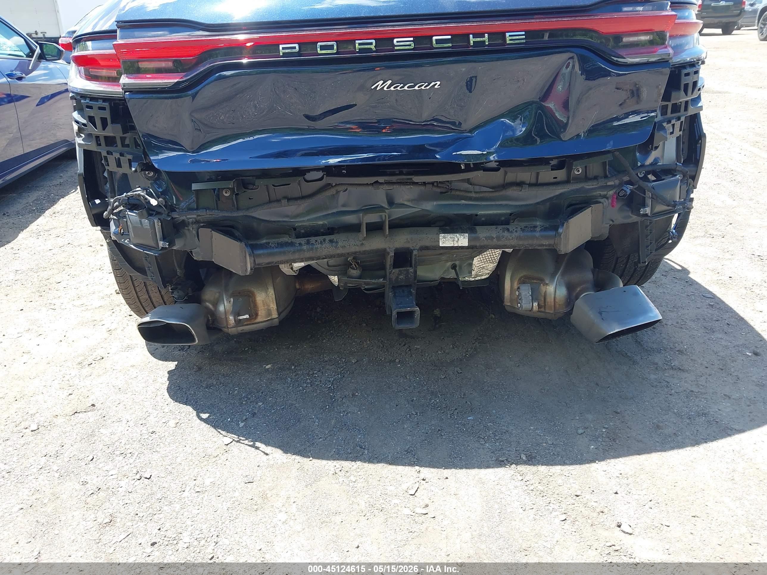 2020 Porsche Macan VIN WP1AA2A53LLB12784 IAAI salvage auction — Rear End, Salvage - Greater Than 75% (Maryland), sold $16,975 on 2026-07-06 (photo 6)