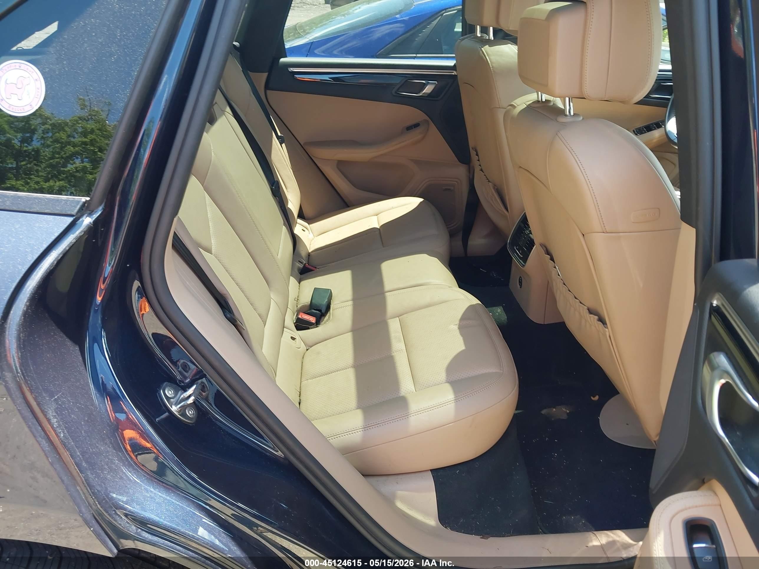 2020 Porsche Macan VIN WP1AA2A53LLB12784 IAAI salvage auction — Rear End, Salvage - Greater Than 75% (Maryland), sold $16,975 on 2026-07-06 (photo 8)