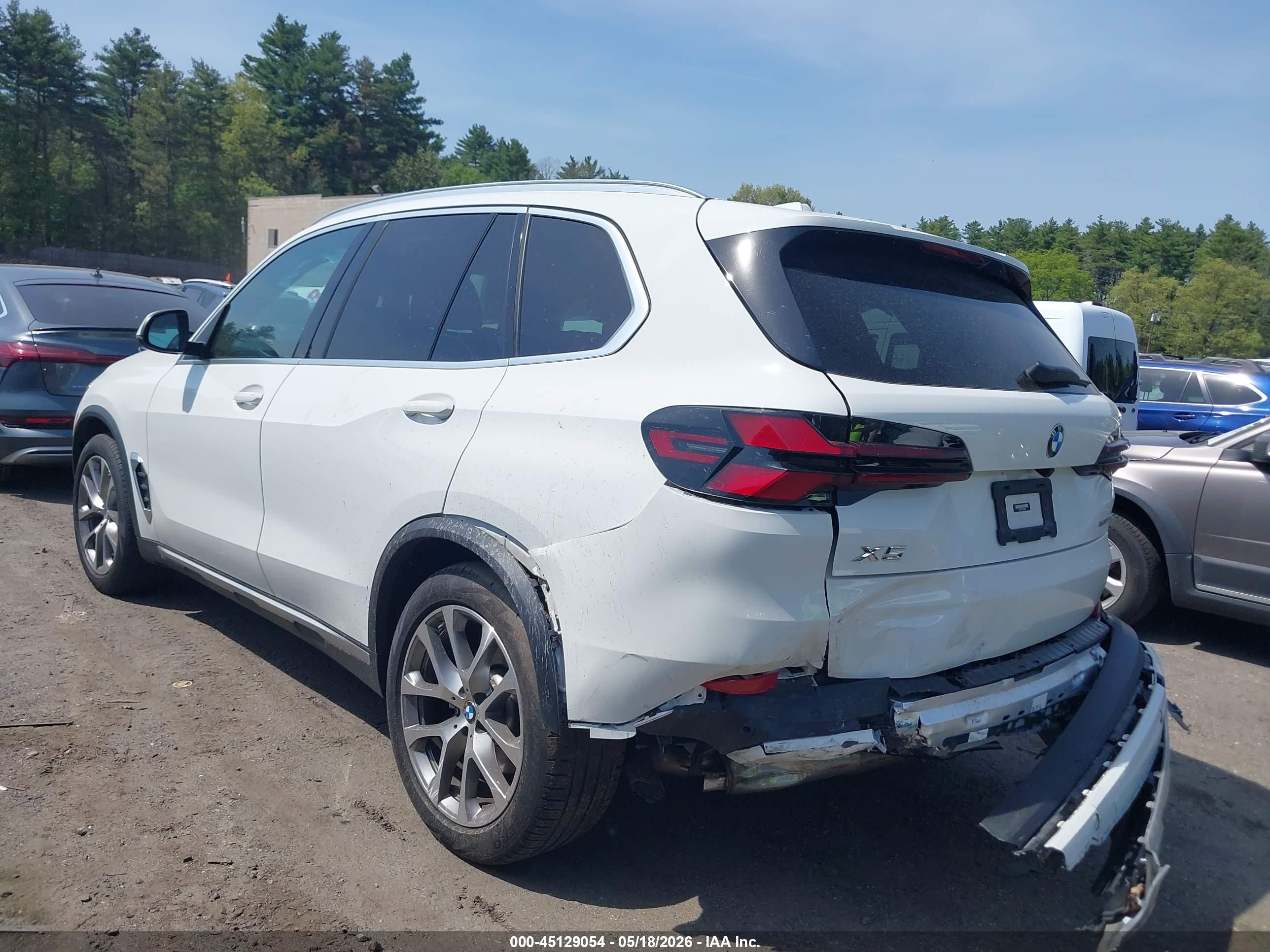 2024 BMW X5 VIN 5UX23EU07R9S62564 IAAI salvage auction — Rear End, Salvage (Massachusetts), sold $32,500 on 2026-07-11 (photo 3)