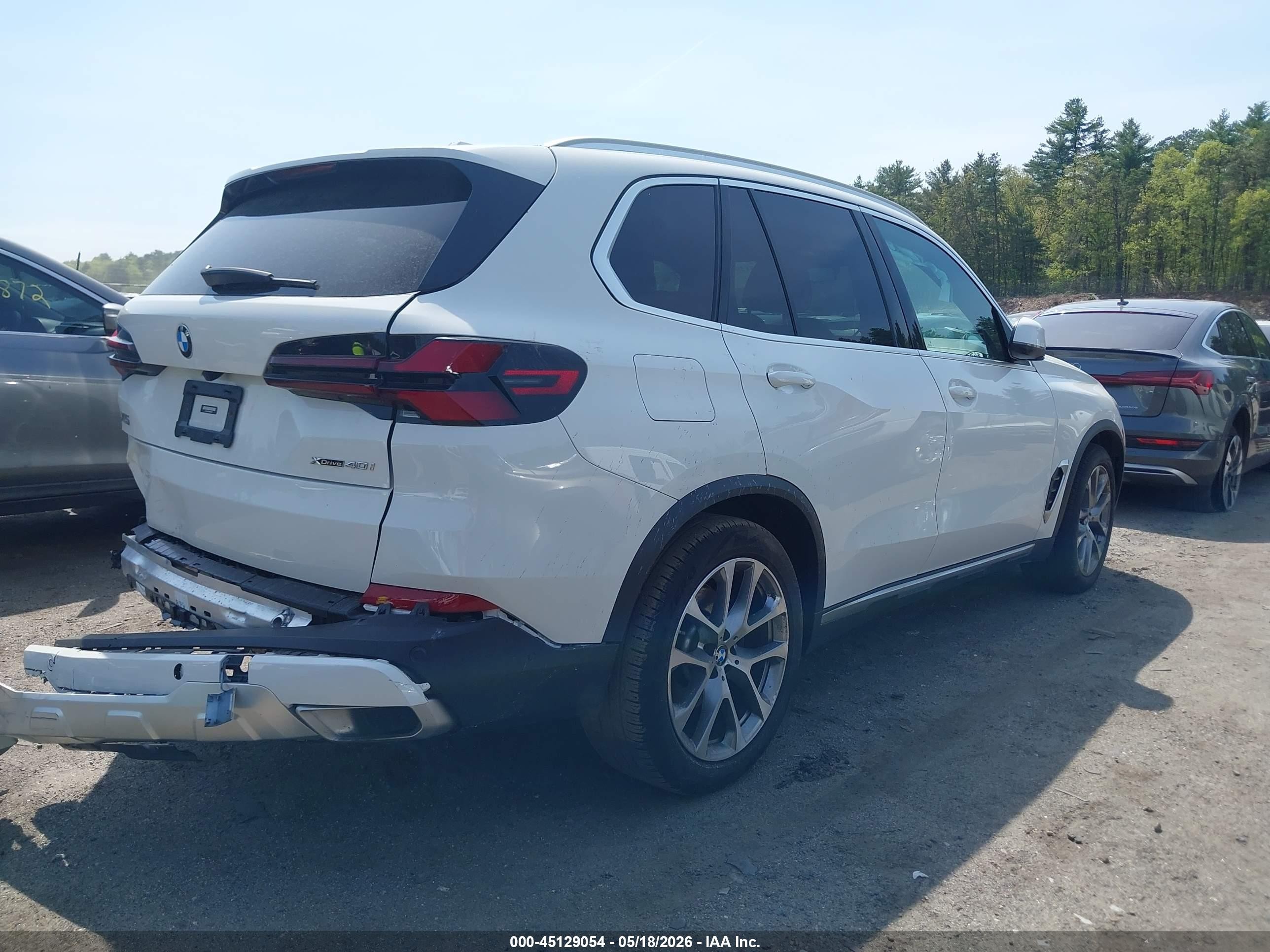 2024 BMW X5 VIN 5UX23EU07R9S62564 IAAI salvage auction — Rear End, Salvage (Massachusetts), sold $32,500 on 2026-07-11 (photo 4)