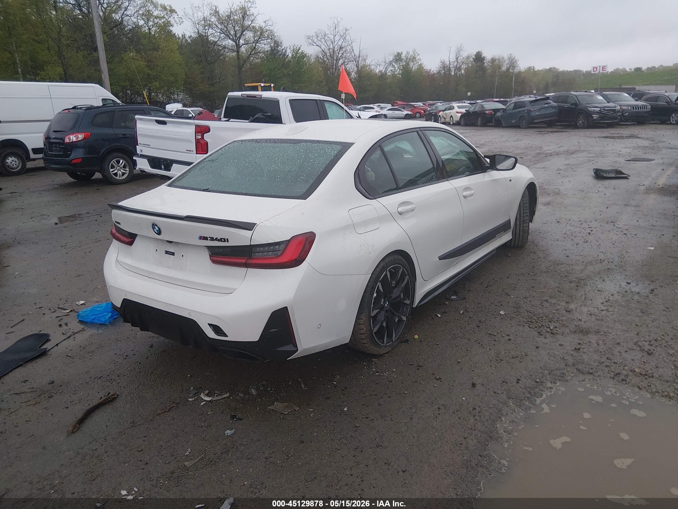 2025 BMW 3er VIN 3MW69FT01S8F50652 IAAI salvage auction — Front End, Salvage (New Hampshire), sold $26,850 on 2026-08-17 (photo 4)