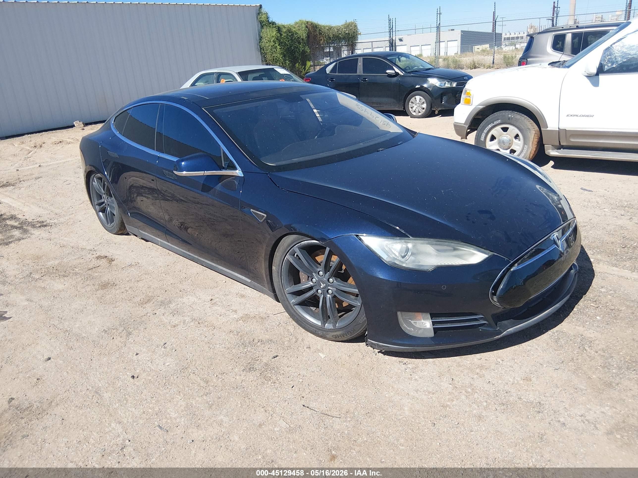 2014 Tesla Model S VIN 5YJSA1H19EFP38722 IAAI salvage auction — Front End, Clear (Montana), sold $2,250 on 2026-07-09 (photo 1)