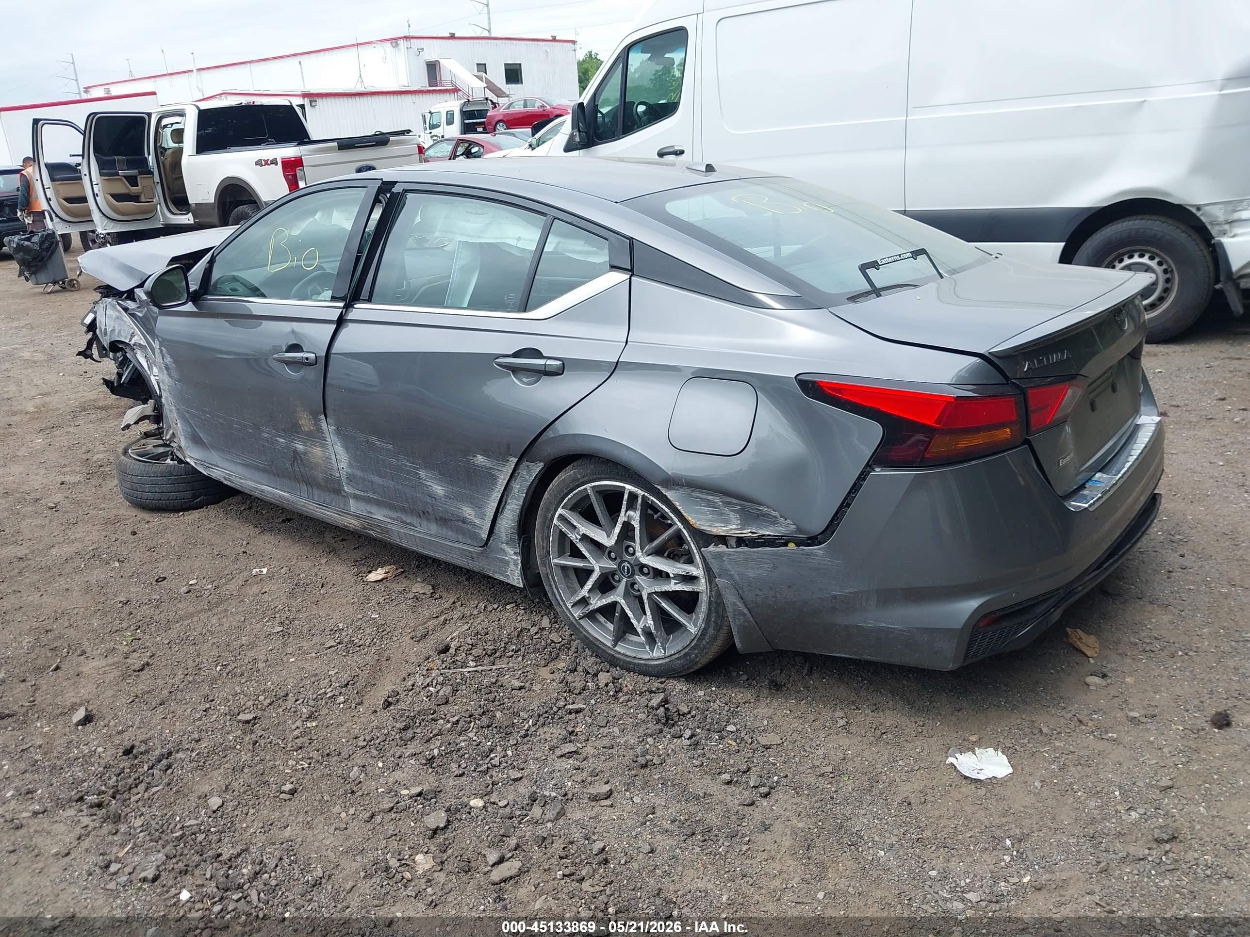 2023 Nissan Altima VIN 1N4AL4CV7PN417242 IAAI salvage auction — All Over, Salvage - Greater Than 75% (Maryland), sold $575 on 2026-09-09 (photo 3)