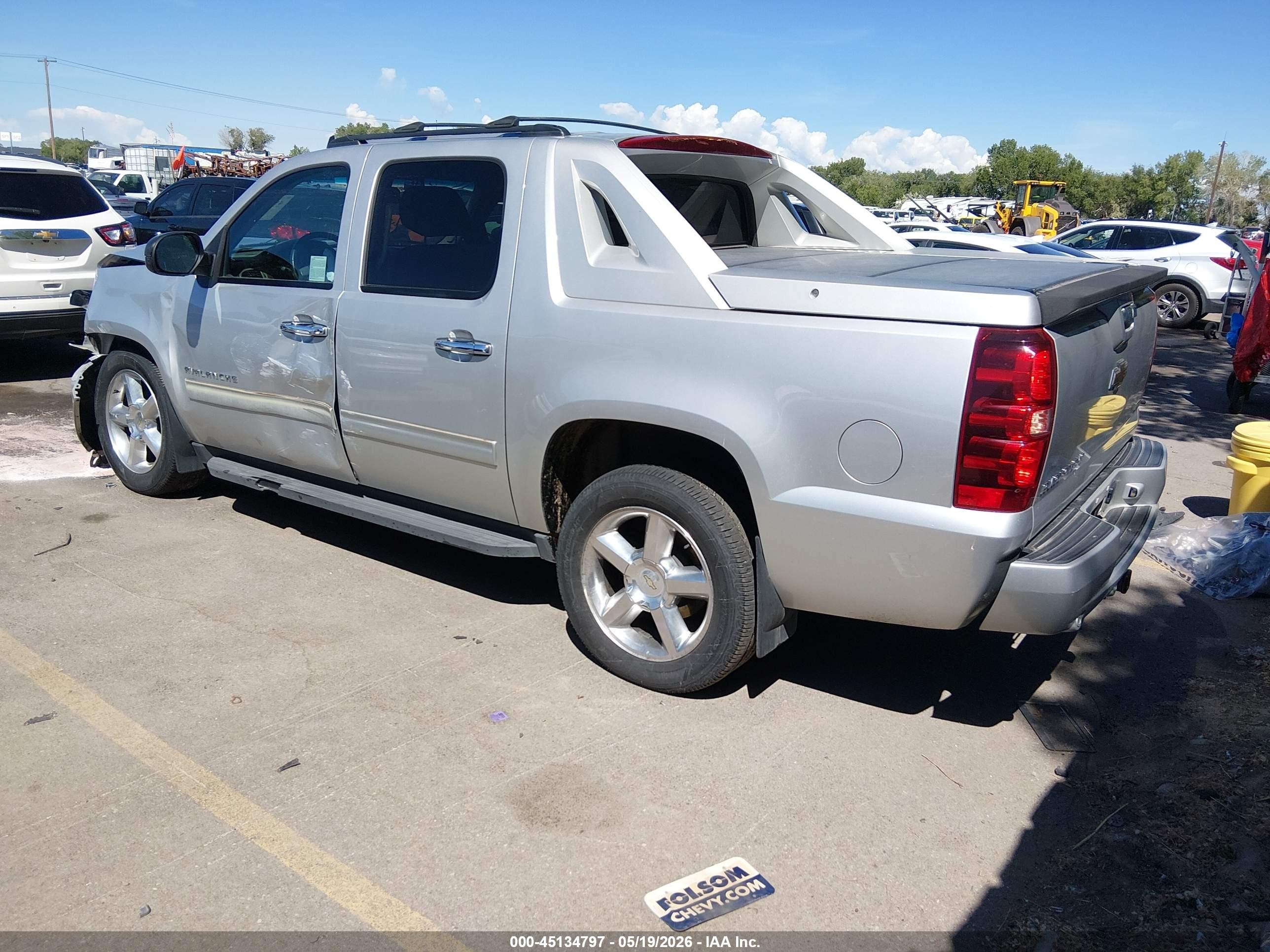 2011 Chevrolet Avalanche VIN 3GNTKEE31BG319890 IAAI salvage auction — Front End, Salvage (Utah), sold $275 on 2026-07-09 (photo 3)