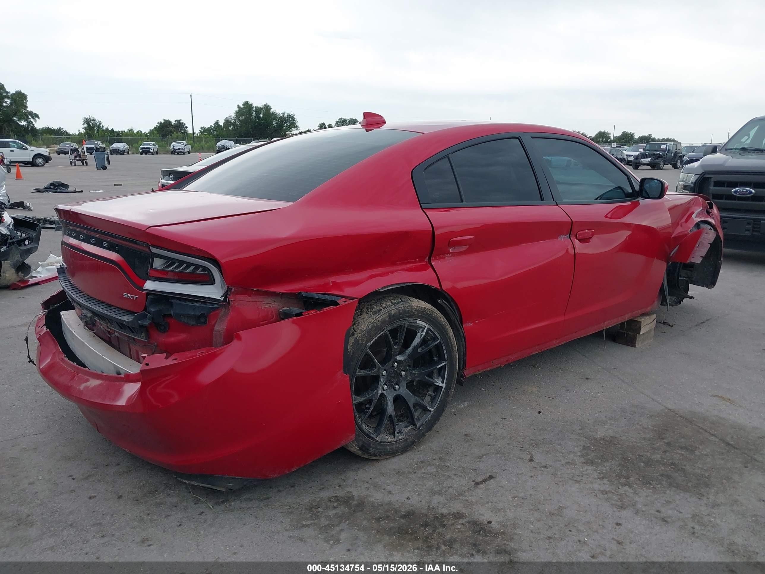 2016 Dodge Charger VIN 2C3CDXHG5GH335017 IAAI salvage auction — Side, Prior Salvage (Minnesota), sold $950 on 2026-07-06 (photo 4)