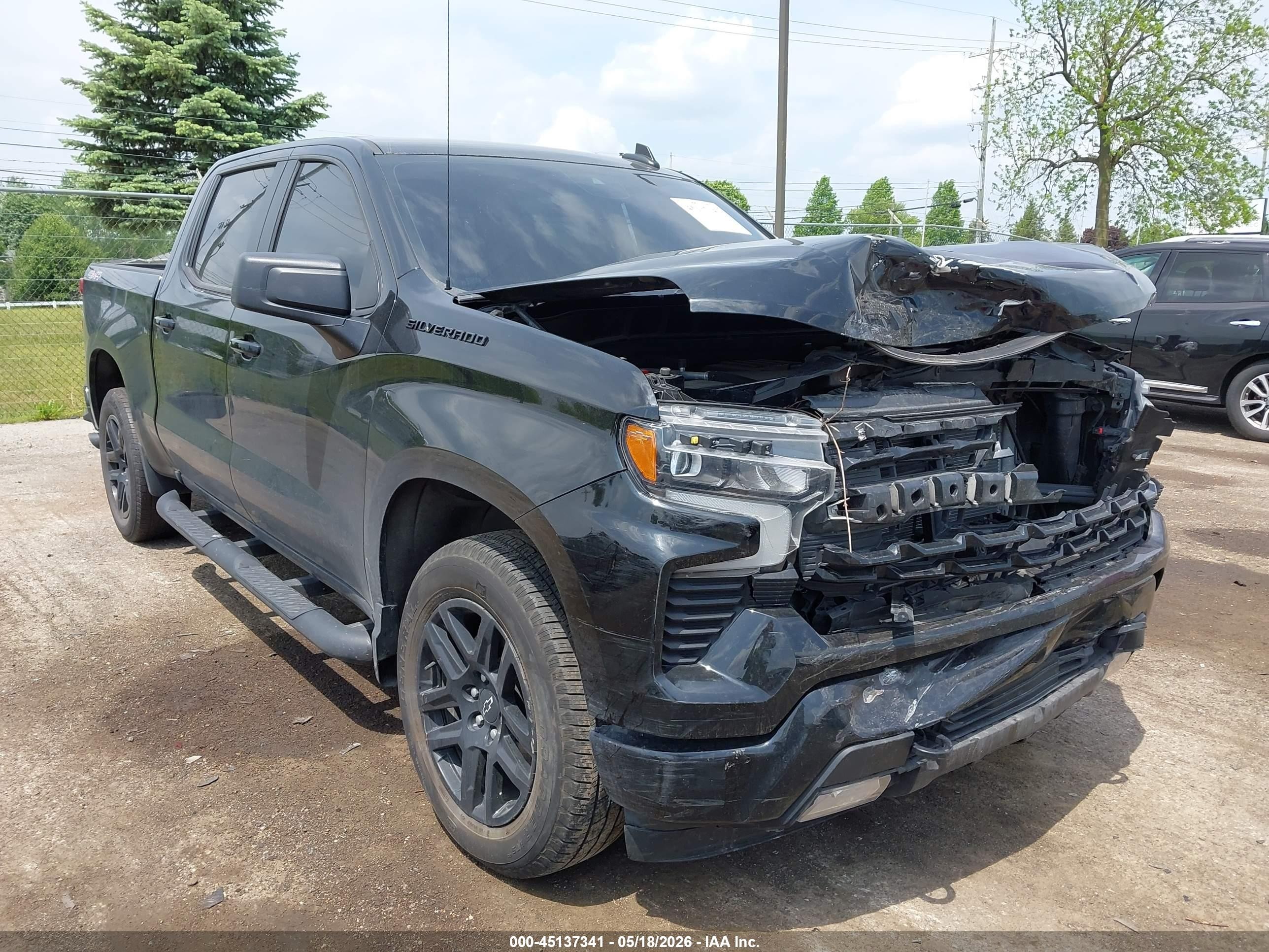2024 Chevrolet Silverado 1500 VIN 1GCPDEEKXRZ228896 — IAAI salvage auction photo