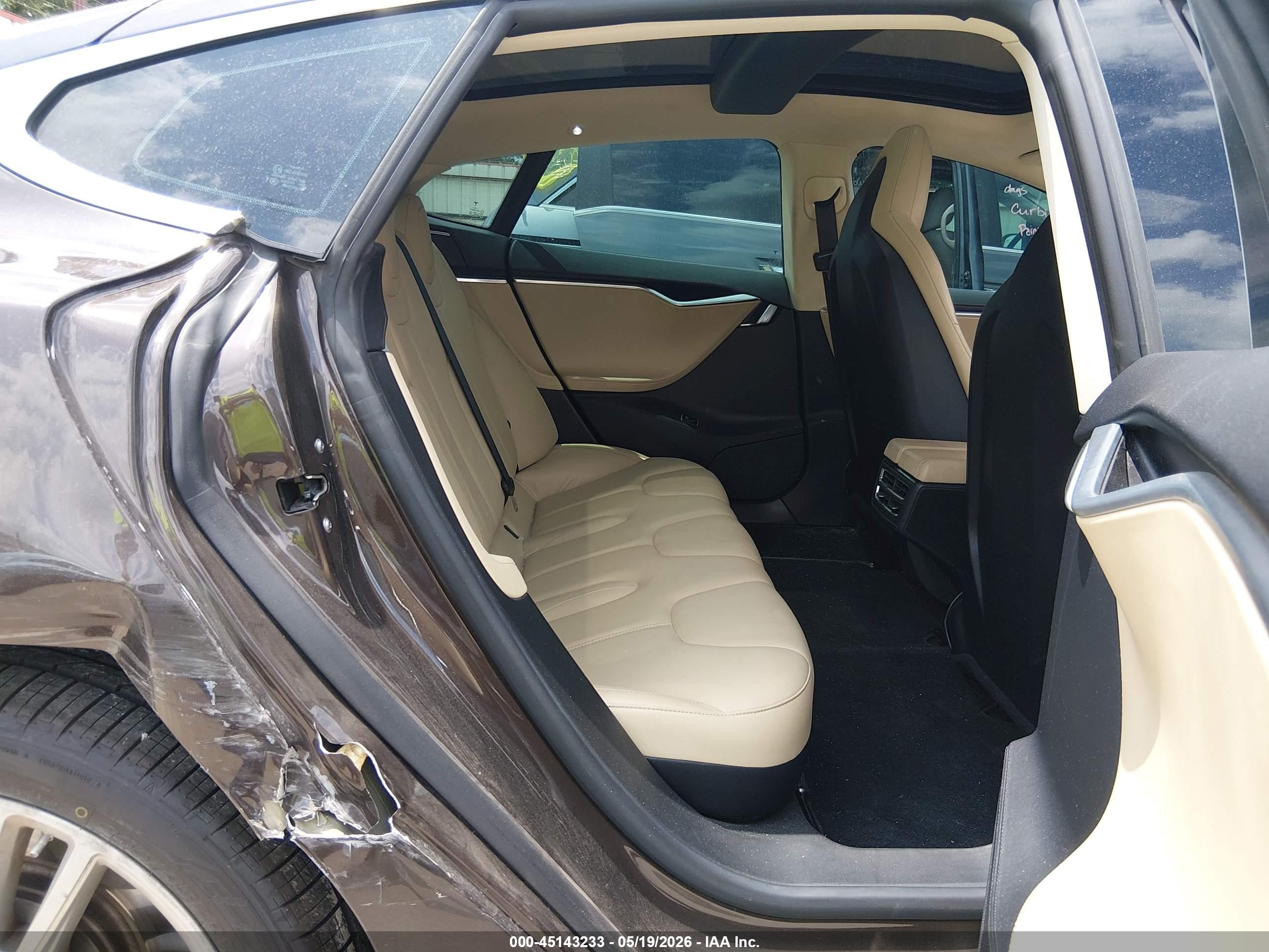 2013 Tesla Model S VIN 5YJSA1AC3DFP10084 IAAI salvage auction — Side, Salvage (Texas), sold $2,050 on 2026-06-30 (photo 8)