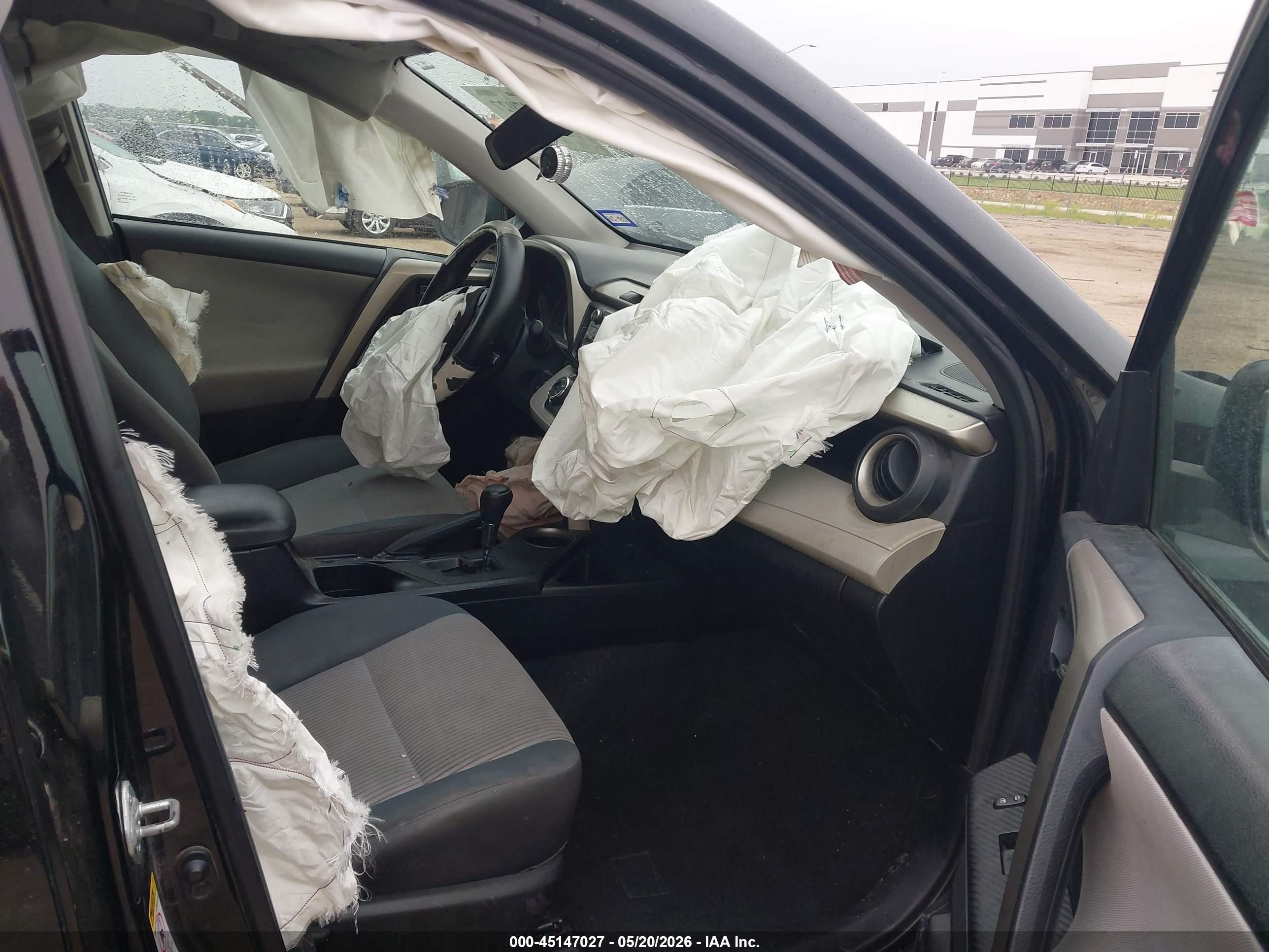 2015 Toyota RAV4 VIN 2T3ZFREV4FW214282 IAAI salvage auction — Unknown, Salvage (Texas), sold $4,750 on 2020-11-27 (photo 5)