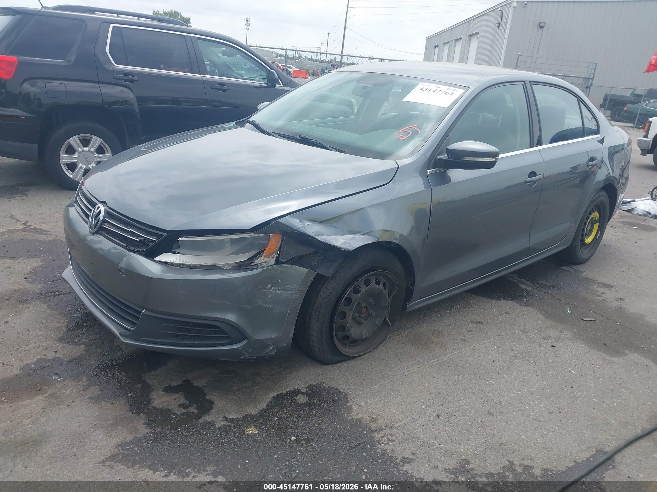 2013 Volkswagen Jetta VIN 3VWDX7AJ4DM305675 IAAI salvage auction — Unknown, Salvage (Utah), sold $325 on 2026-07-09 (photo 2)