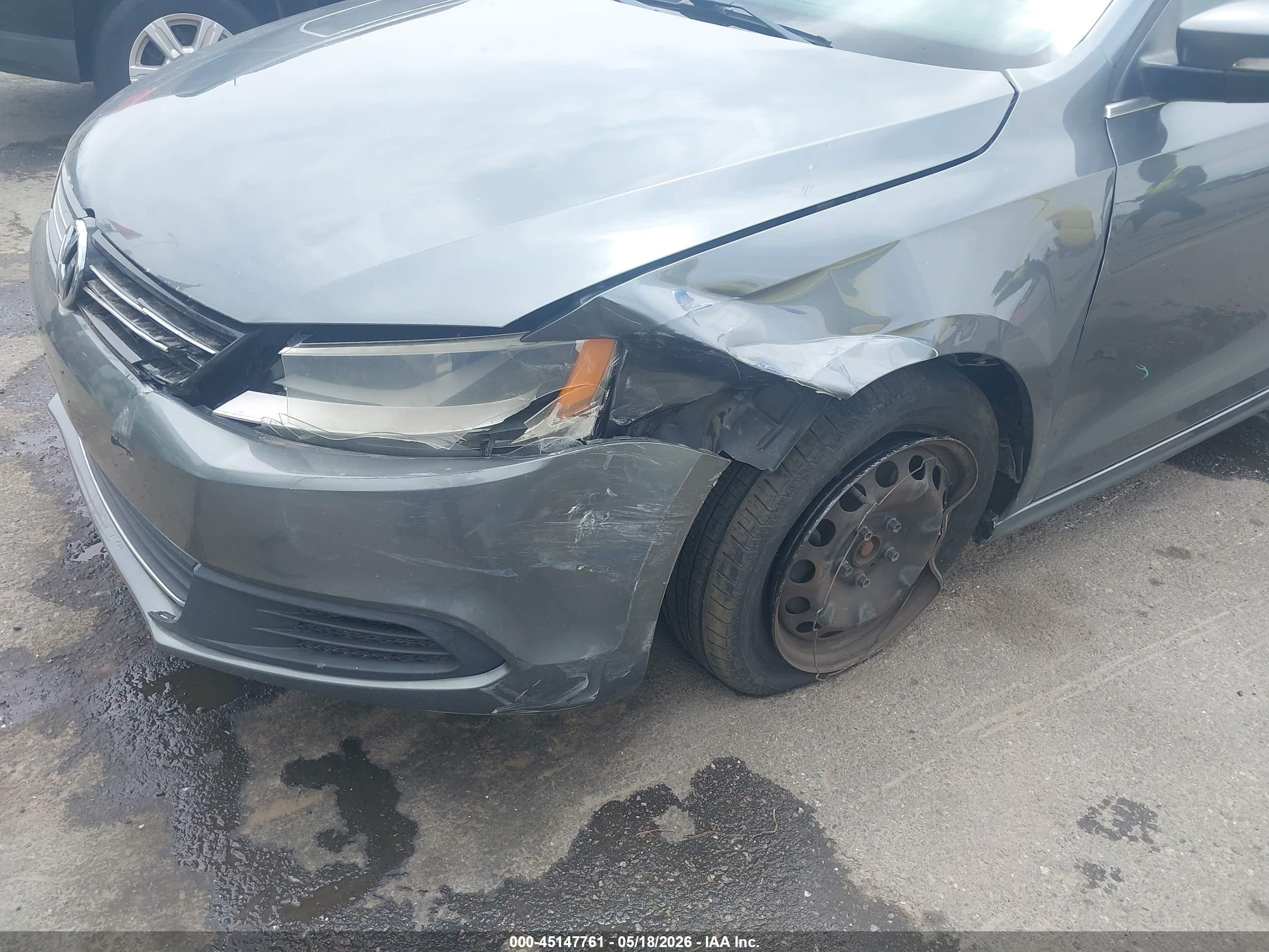 2013 Volkswagen Jetta VIN 3VWDX7AJ4DM305675 IAAI salvage auction — Unknown, Salvage (Utah), sold $325 on 2026-07-09 (photo 6)
