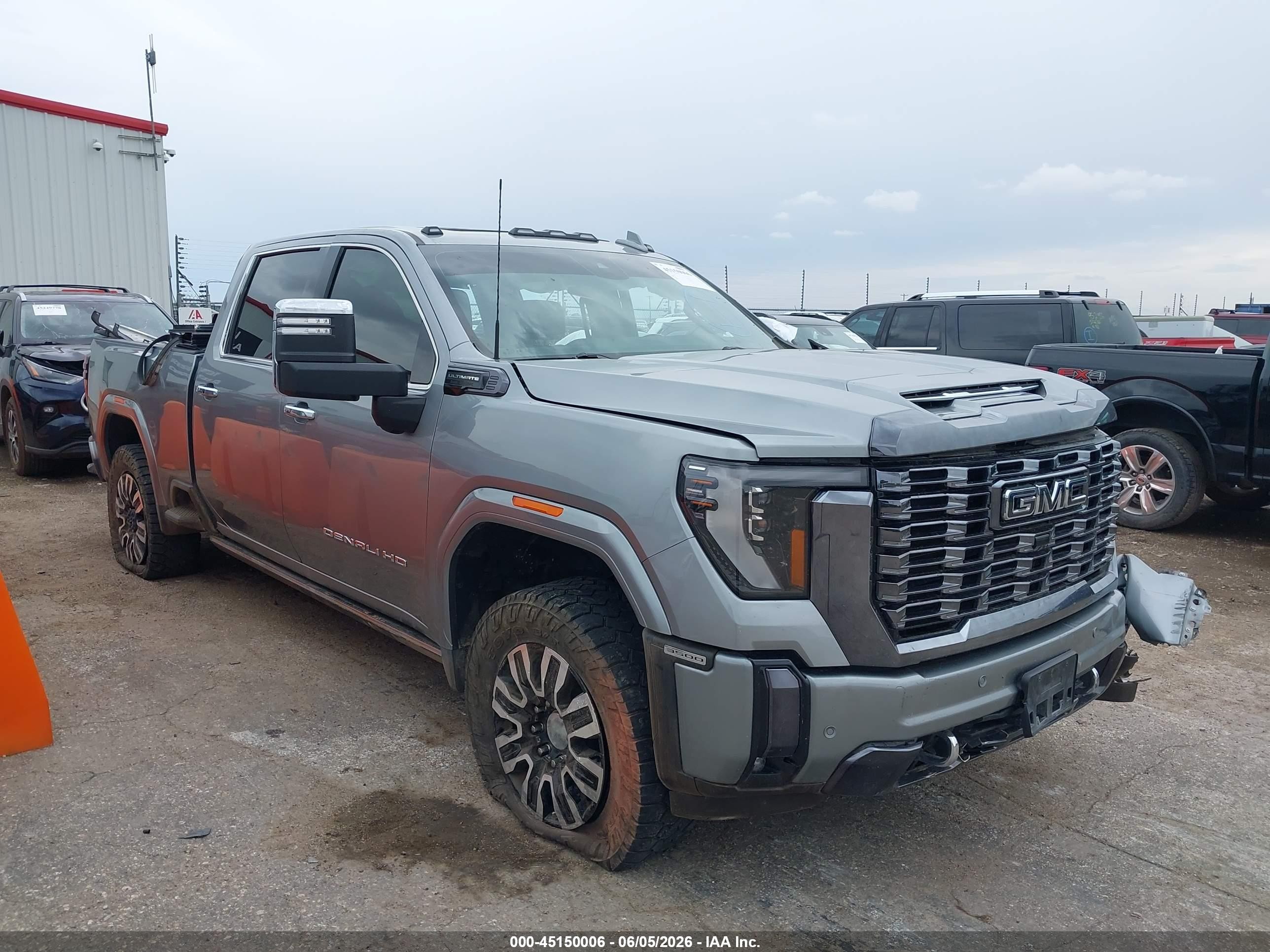 2024 GMC Sierra 3500 HD VIN 1GT49YEY1RF403127 — IAAI salvage auction photo
