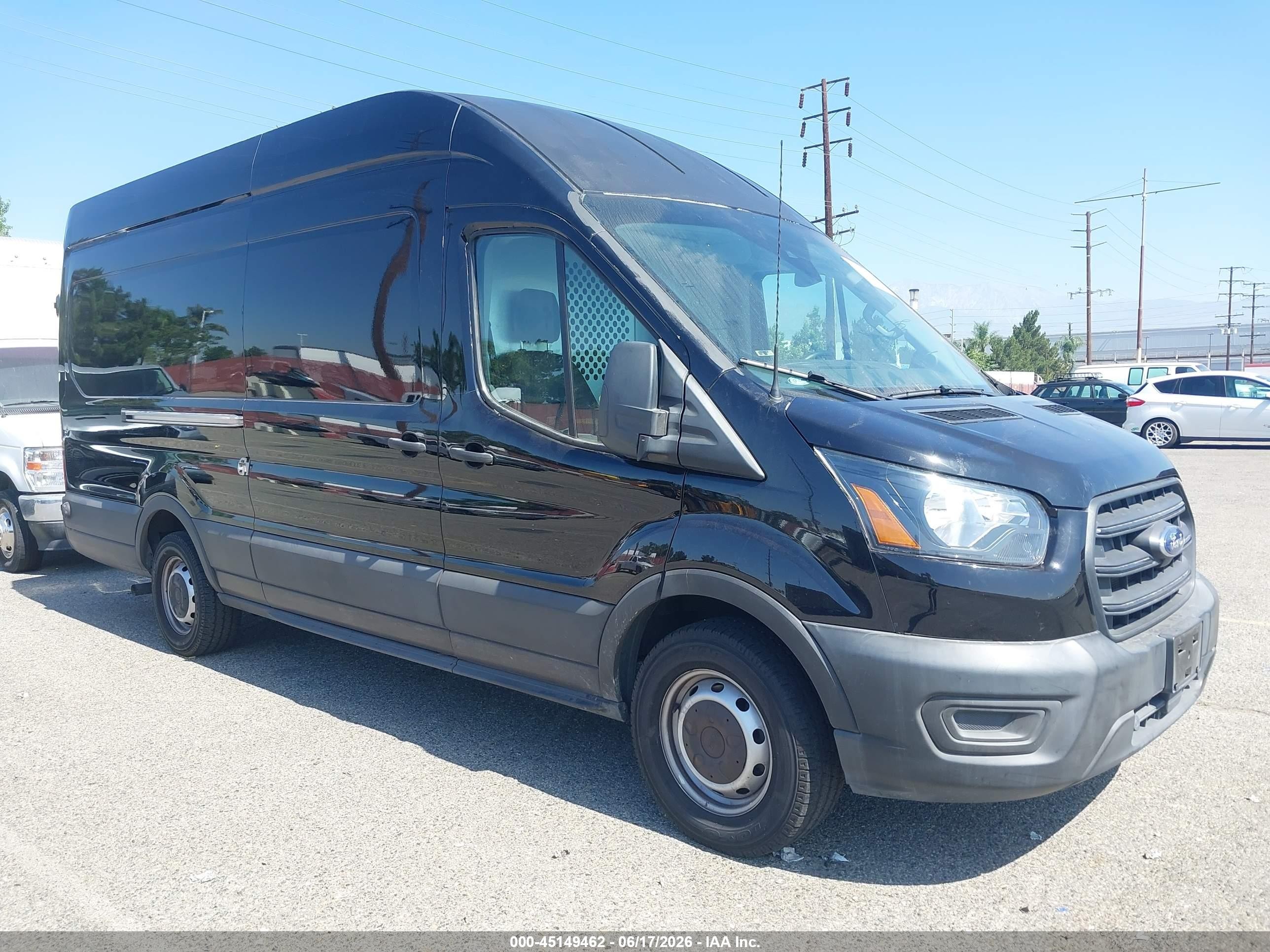2020 Ford Transit-250 VIN 1FTBR3XG3LKB31127 — IAAI salvage auction photo