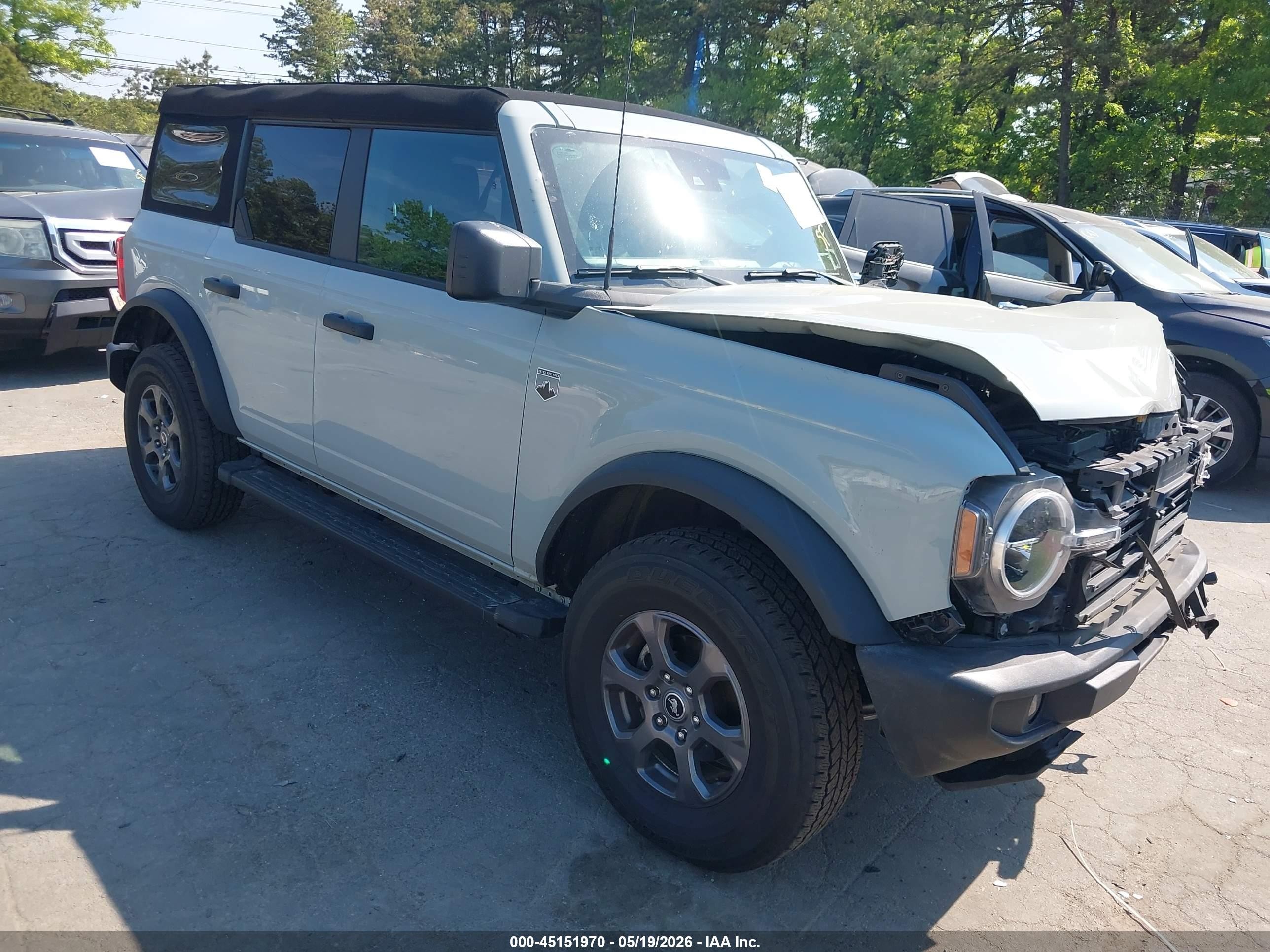 2024 Ford Bronco VIN 1FMDE7BH8RLA69086 IAAI salvage auction — Front End, Mv-907A (New York), sold $12,100 on 2026-07-10 (photo 1)