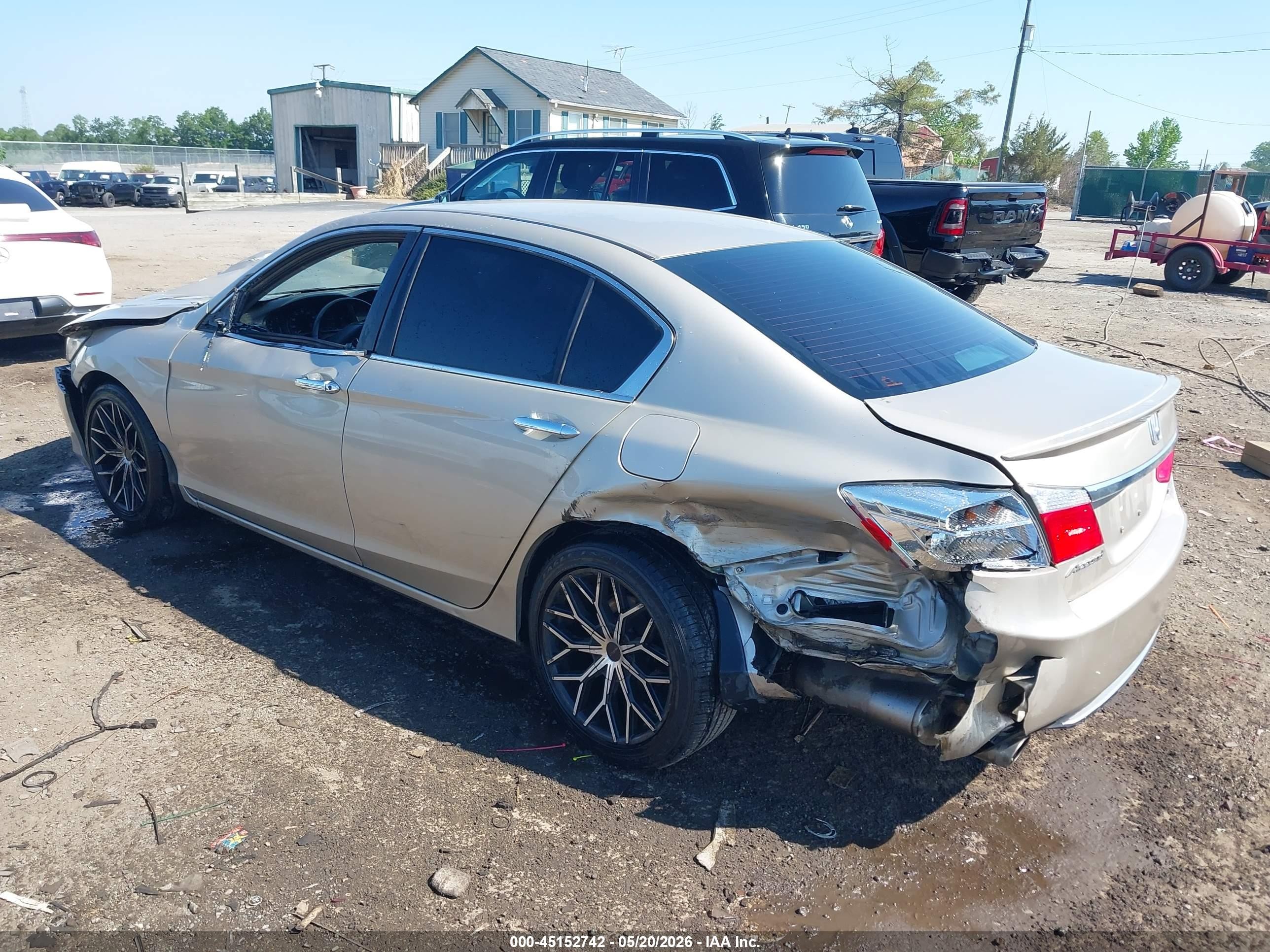2015 Honda Accord VIN 1HGCR2F50FA170204 IAAI salvage auction — Front End, Clear (Virginia), sold $1,025 on 2026-07-12 (photo 3)