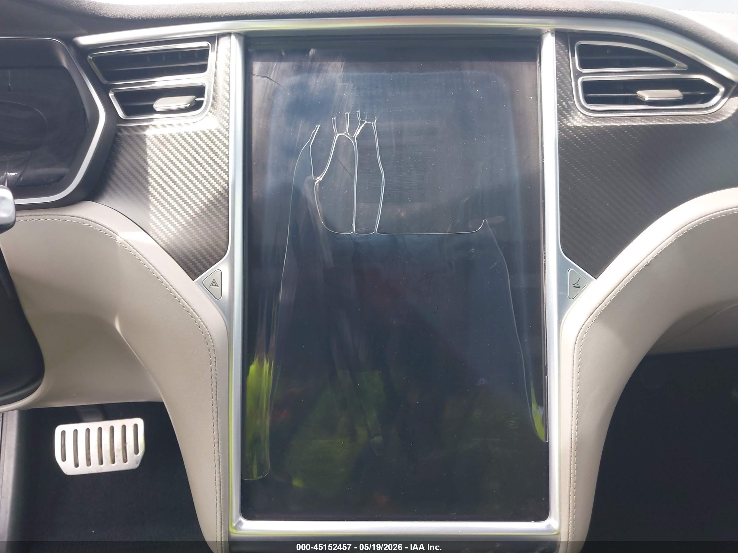 2016 Tesla Model S VIN 5YJSA1E44GF128518 IAAI salvage auction — Side, Salvage (Arizona), sold $3,350 on 2026-06-30 (photo 7)