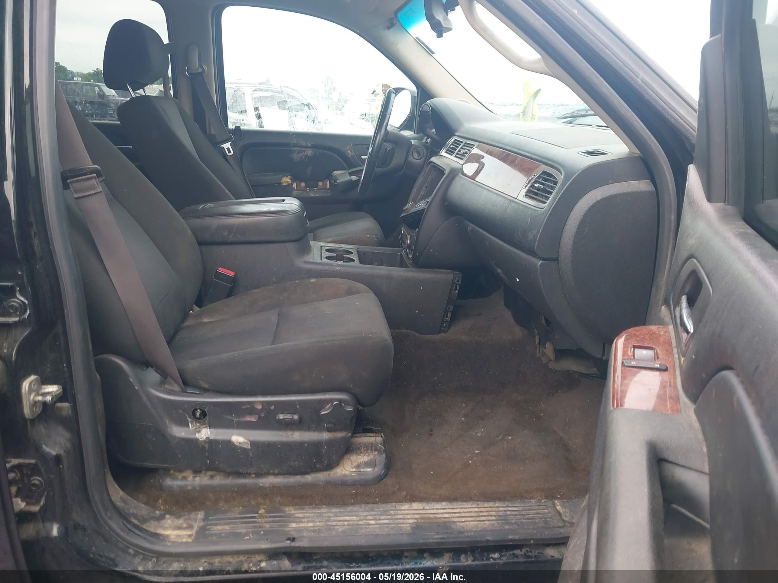 2013 Chevrolet Tahoe VIN 1GNSCAE06DR280949 IAAI salvage auction — Front End, Salvage (Illinois), sold $1,150 on 2026-07-11 (photo 5)