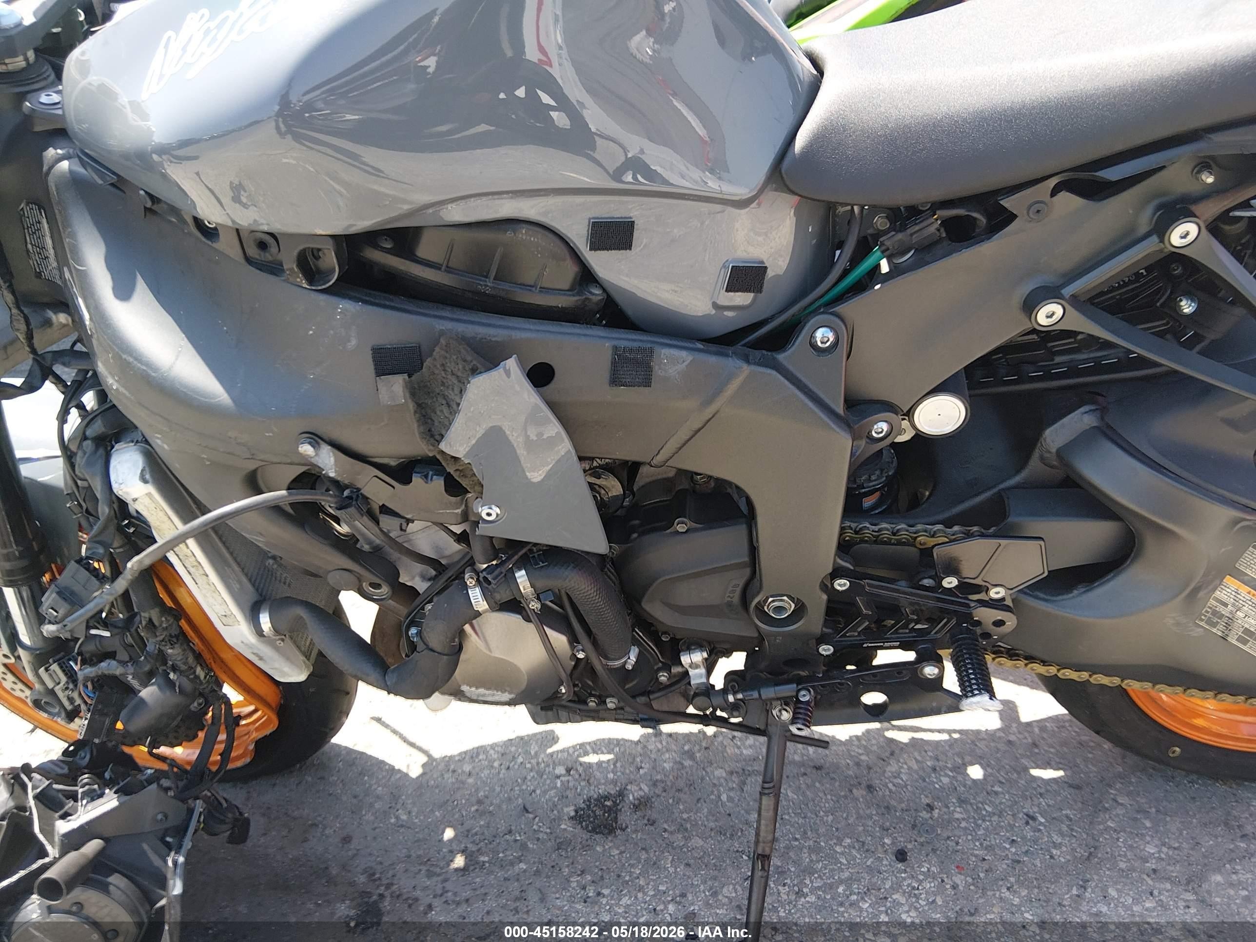 2019 Kawasaki ZX636 VIN JKBZXJH19KA001513 IAAI salvage auction — Front & Rear, Salvage (California), sold $2,550 on 2026-07-09 (photo 9)