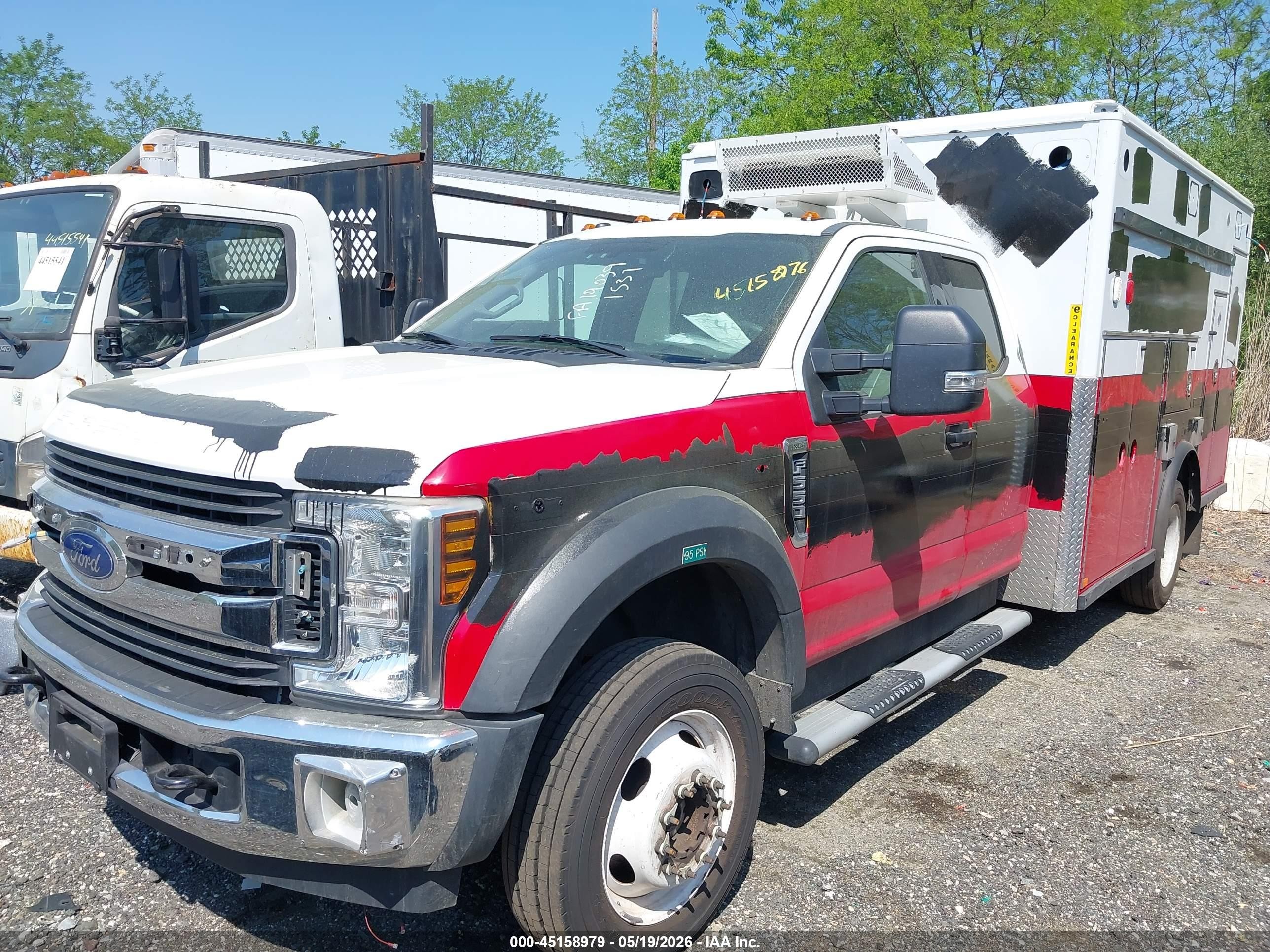 2019 Ford F-550 super duty VIN 1FD0X5HT1KEF24556 IAAI salvage auction — Normal Wear, Clear (New York), sold $10,050 on 2026-07-07 (photo 2)