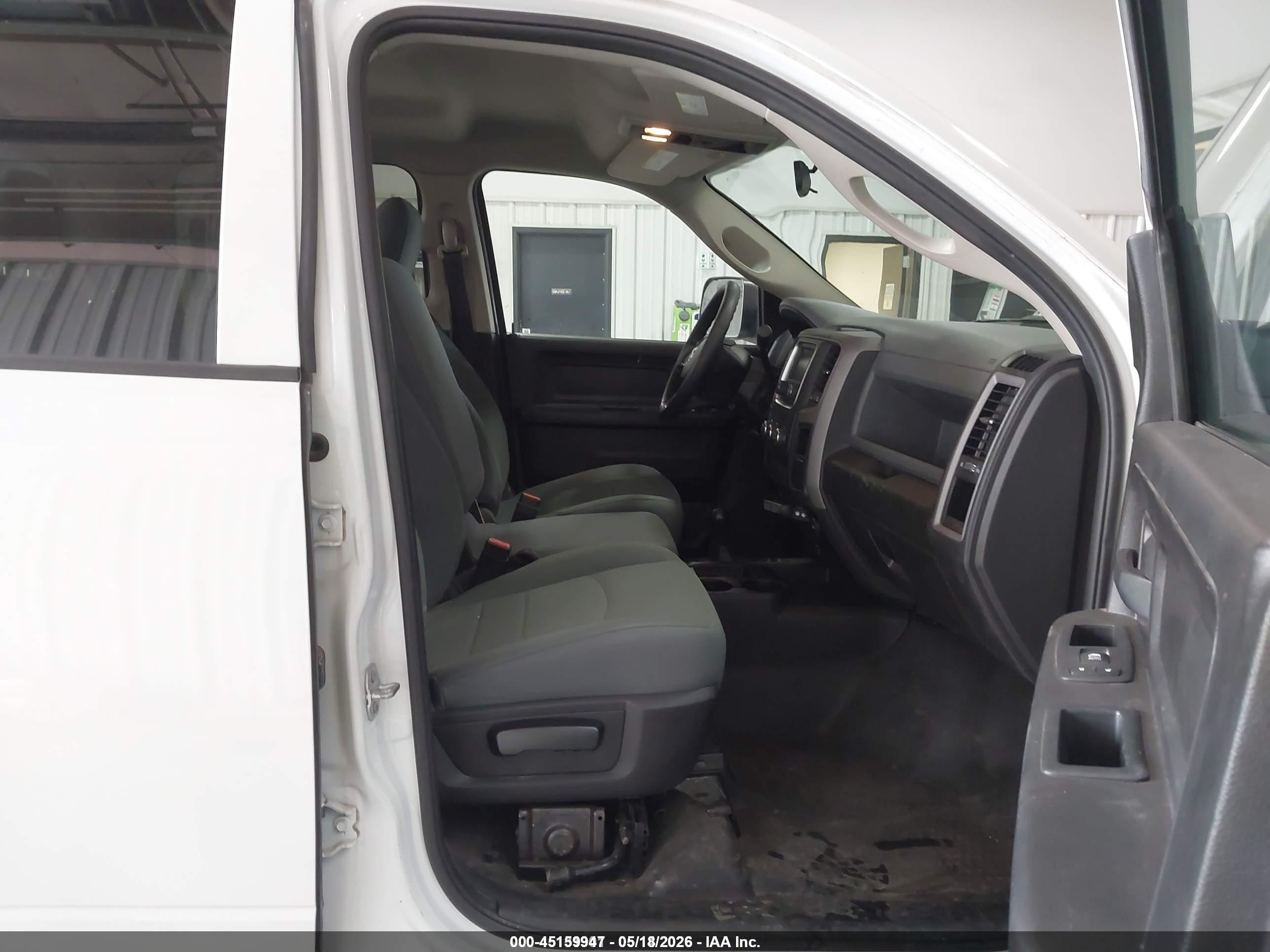 2017 Ram 3500 VIN 3C63R3GL9HG714809 IAAI salvage auction — Front End, SF97 (Kansas), sold $31,250 on 2026-07-09 (photo 5)
