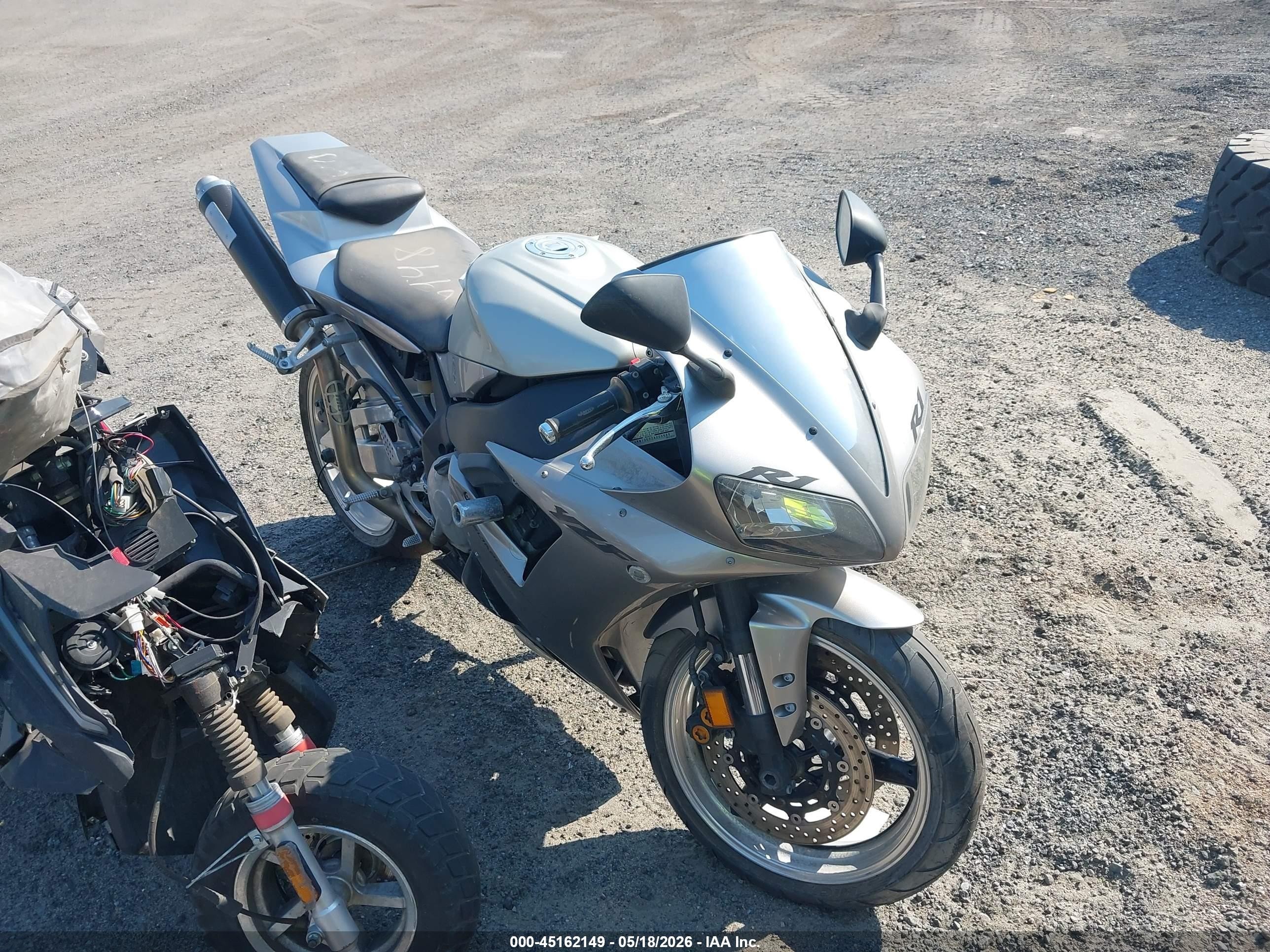 2002 Yamaha YZFR1 VIN JYARN10E52A005665 — IAAI salvage auction photo