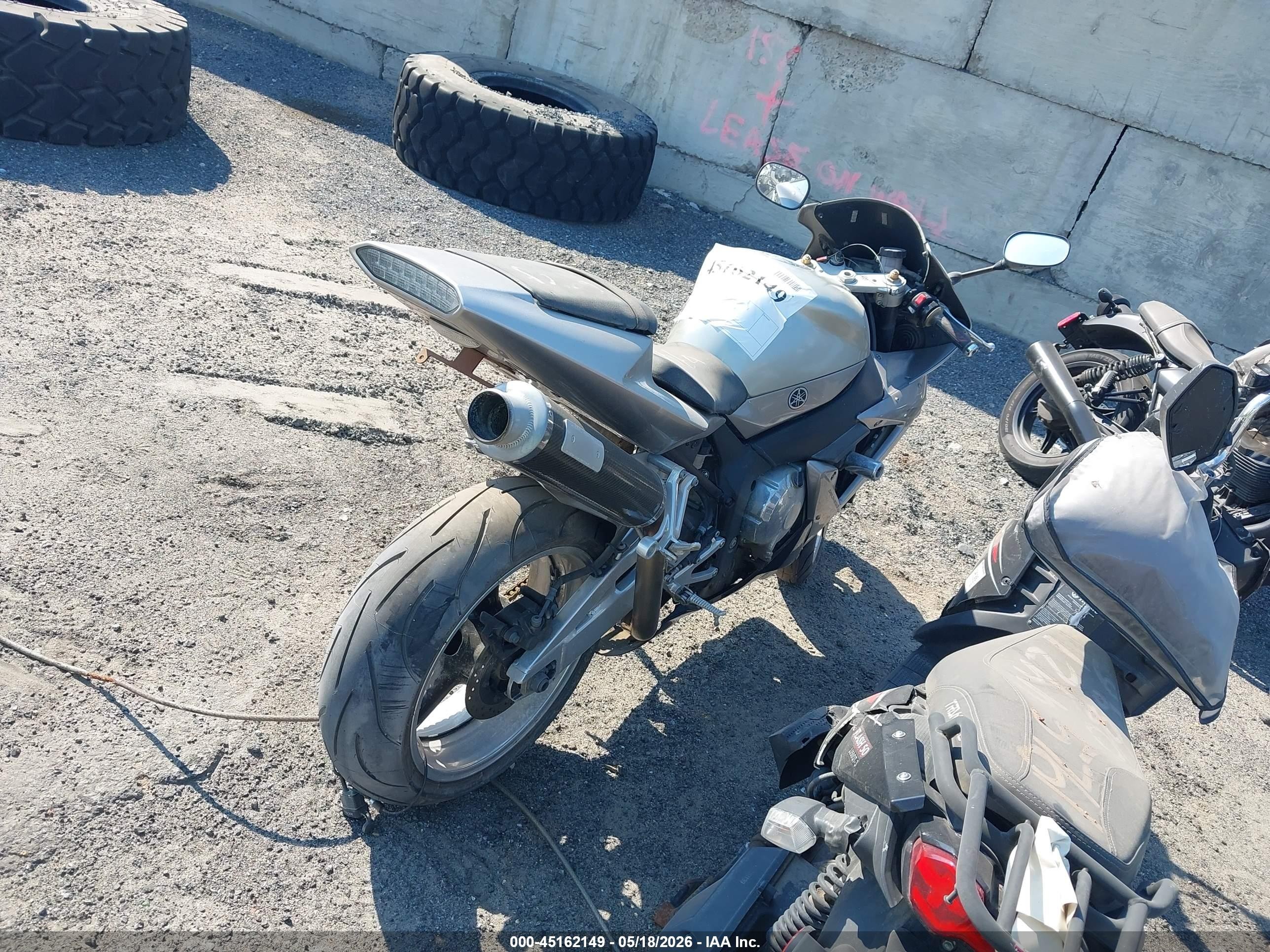 2002 Yamaha YZFR1 VIN JYARN10E52A005665 IAAI salvage auction — Front End, Salvage (Idaho), sold $625 on 2026-06-23 (photo 4)