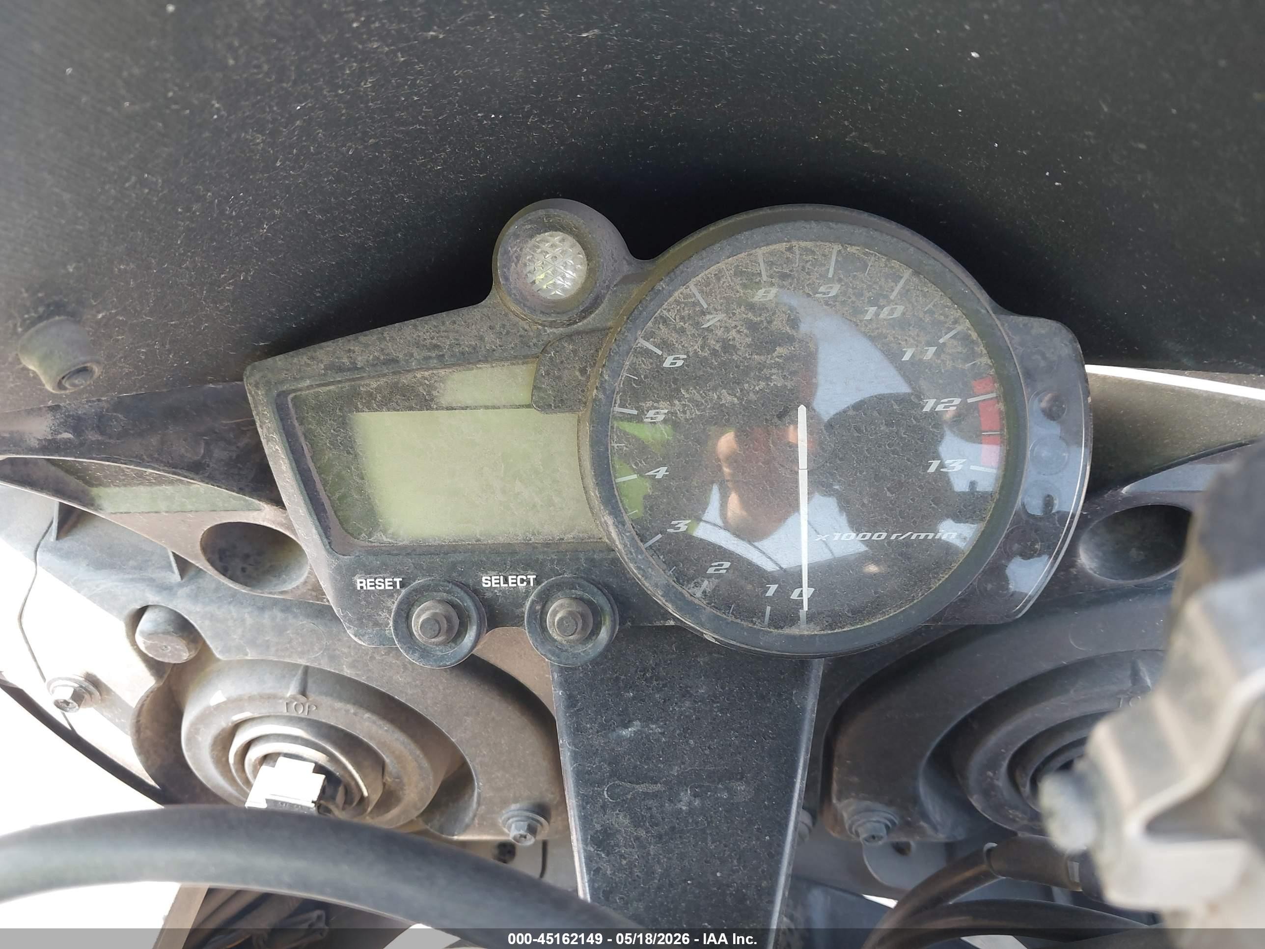 2002 Yamaha YZFR1 VIN JYARN10E52A005665 IAAI salvage auction — Front End, Salvage (Idaho), sold $625 on 2026-06-23 (photo 7)