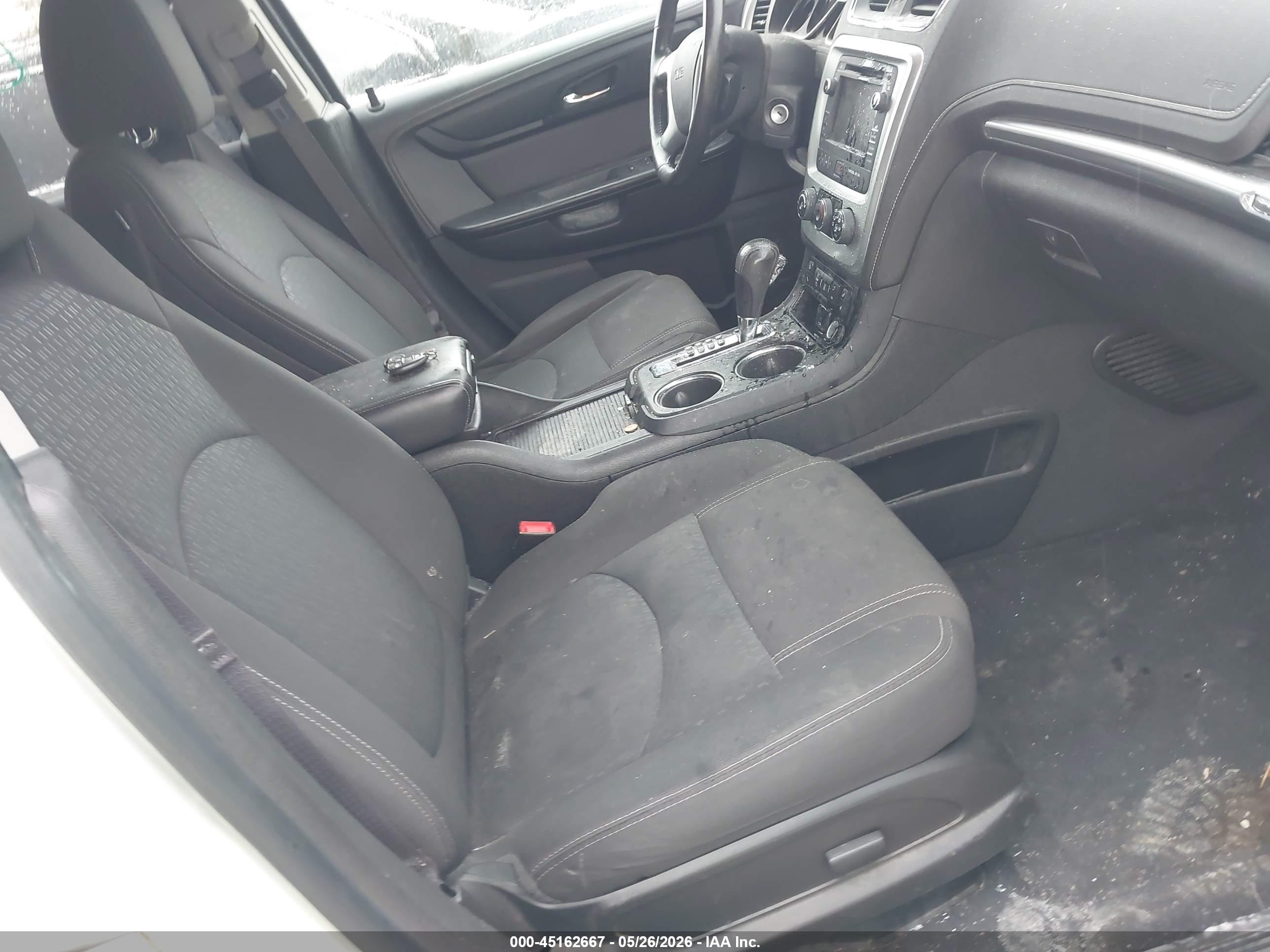 2015 GMC Acadia VIN 1GKKRPKD2FJ222182 IAAI salvage auction — Hail, Salvage (Missouri), sold $900 on 2026-10-12 (photo 5)