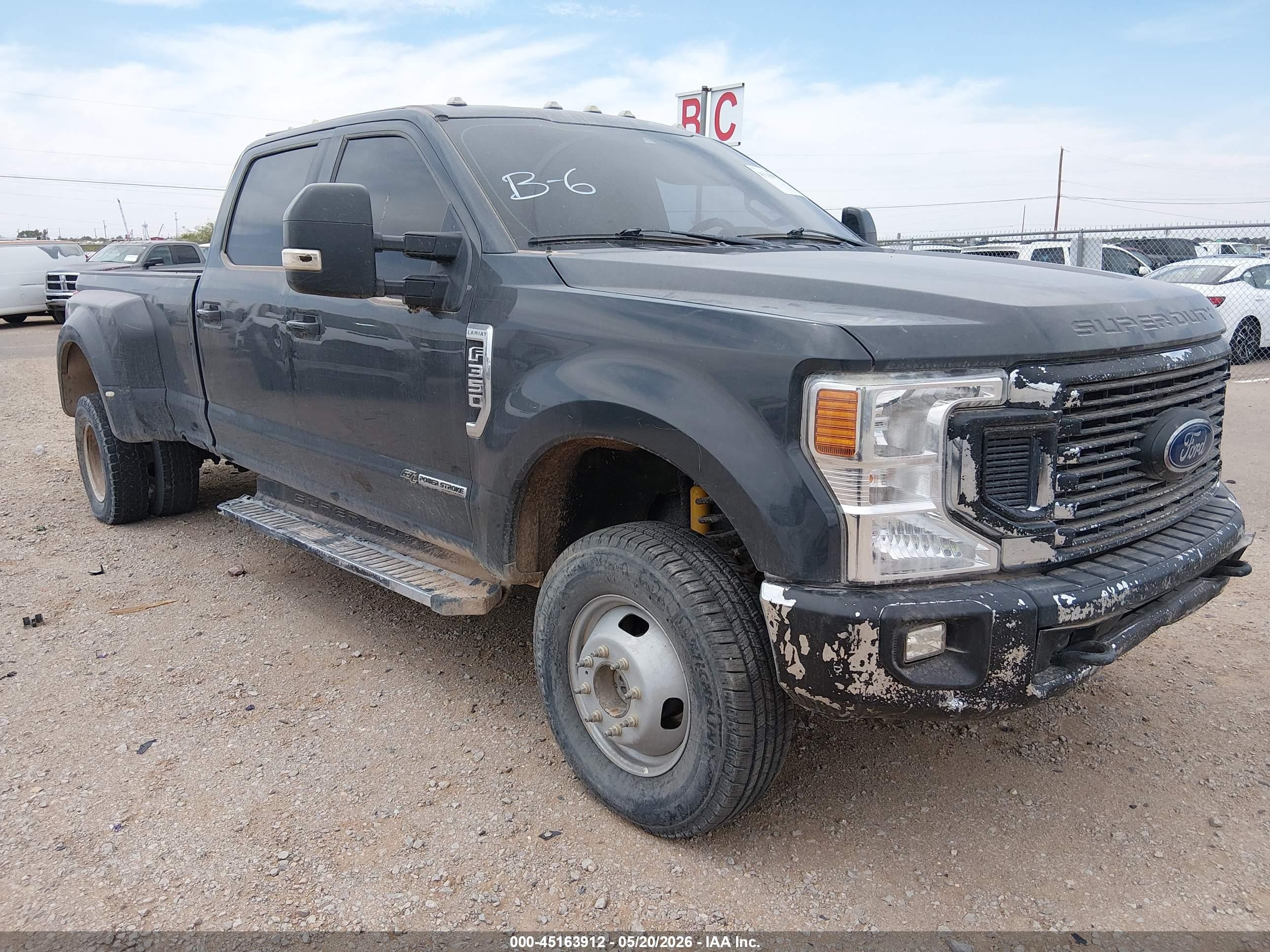 2021 Ford F-350 VIN 1FT8W3DT8MED79703 — IAAI salvage auction photo