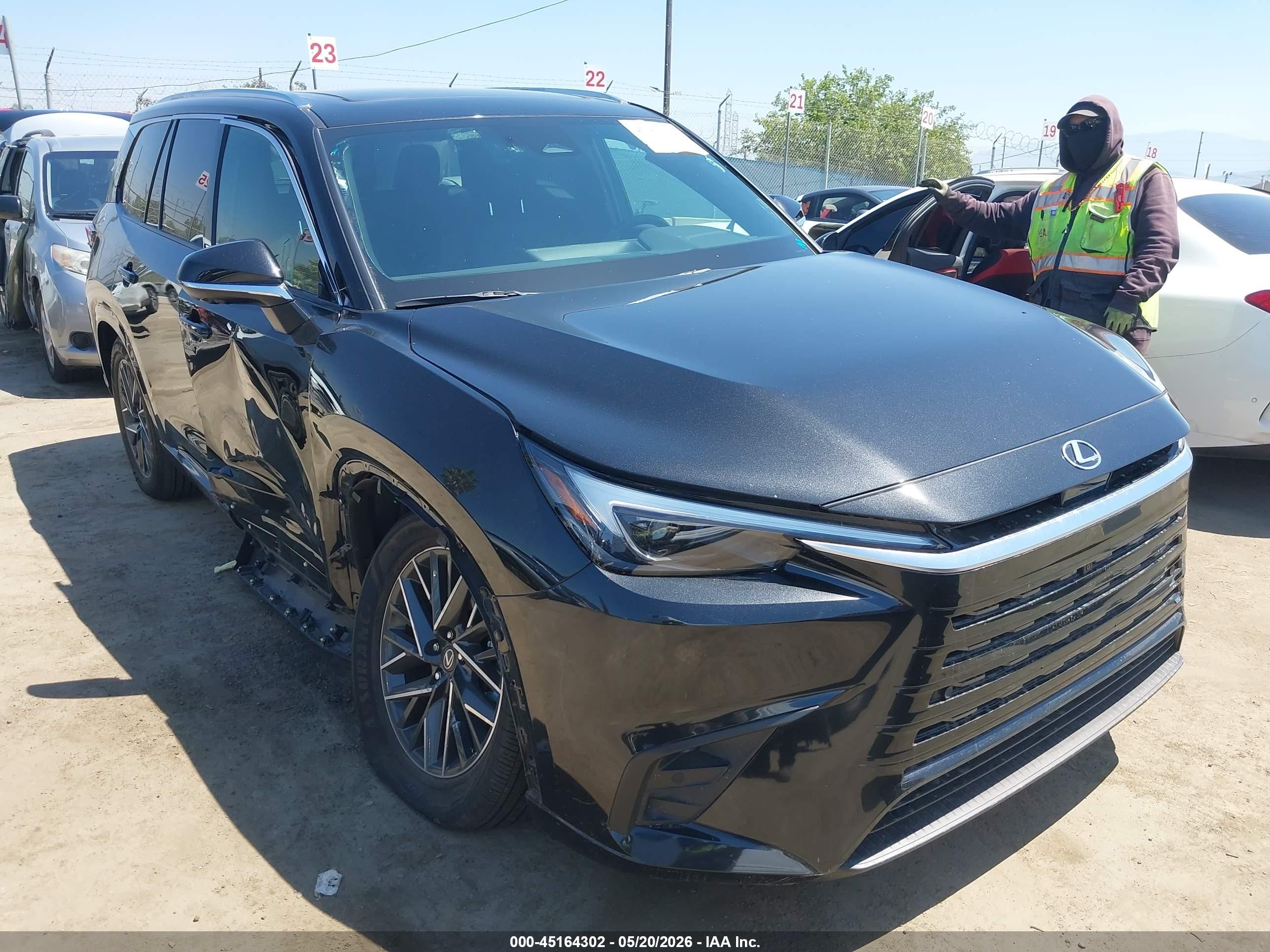 2026 Lexus TX 350 VIN 5TDAAAB66TS060777 — IAAI salvage auction photo