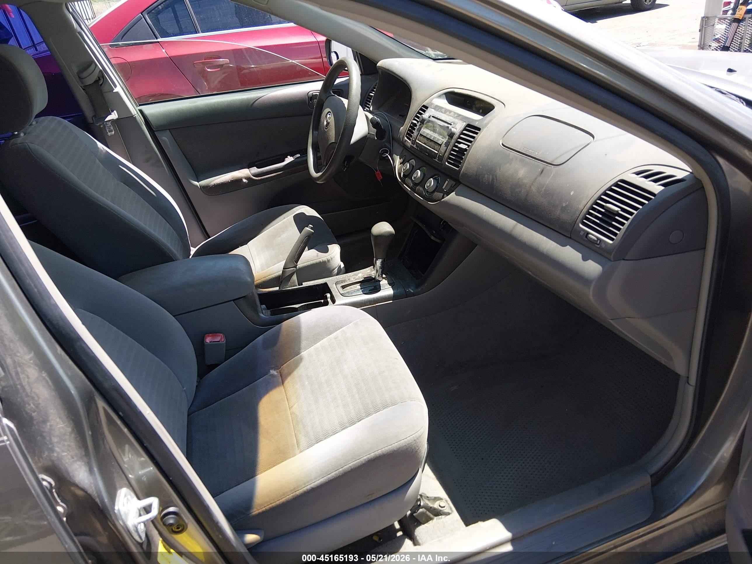 2006 Toyota Camry VIN 4T1BE30K06U742182 IAAI salvage auction — Side, Salvage (Utah), sold $375 on 2026-07-09 (photo 5)