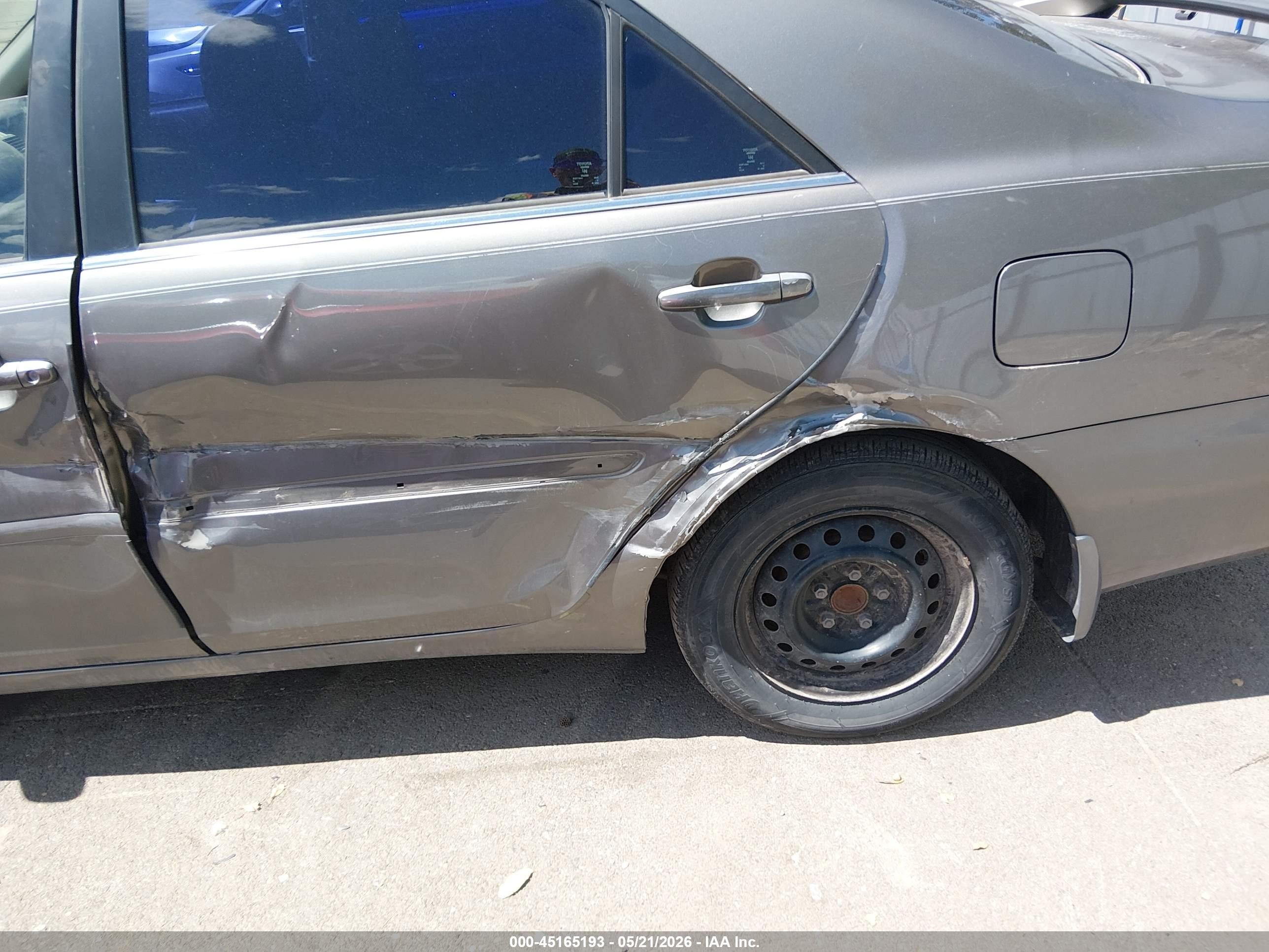 2006 Toyota Camry VIN 4T1BE30K06U742182 IAAI salvage auction — Side, Salvage (Utah), sold $375 on 2026-07-09 (photo 6)