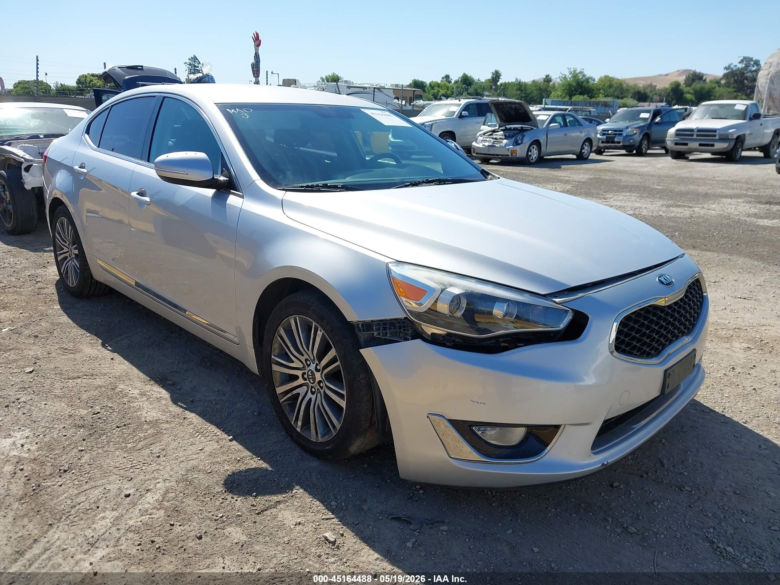 2016 Kia Cadenza VIN KNALN4D77G5215429 — IAAI salvage auction photo