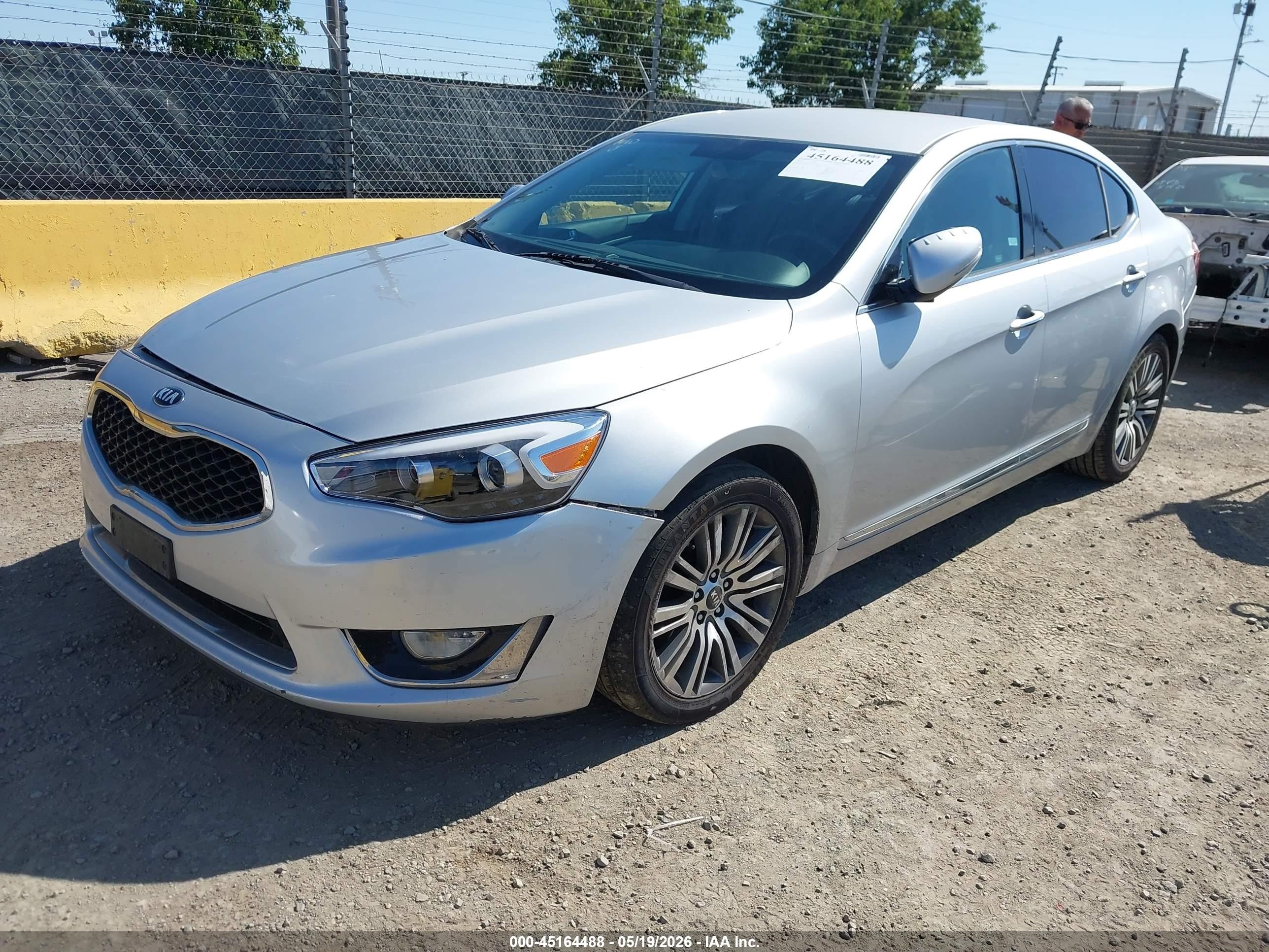 2016 Kia Cadenza VIN KNALN4D77G5215429 IAAI salvage auction — Front End, Salvage (California), sold $1,000 on 2026-07-09 (photo 2)