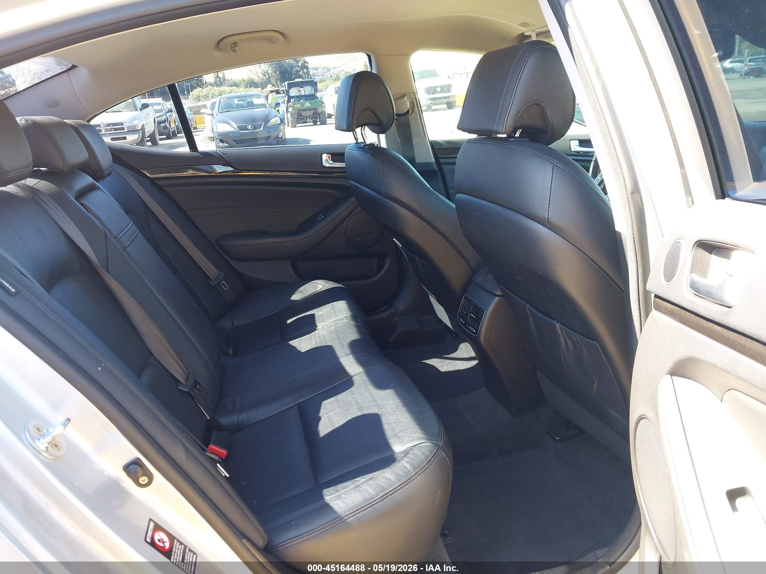 2016 Kia Cadenza VIN KNALN4D77G5215429 IAAI salvage auction — Front End, Salvage (California), sold $1,000 on 2026-07-09 (photo 8)