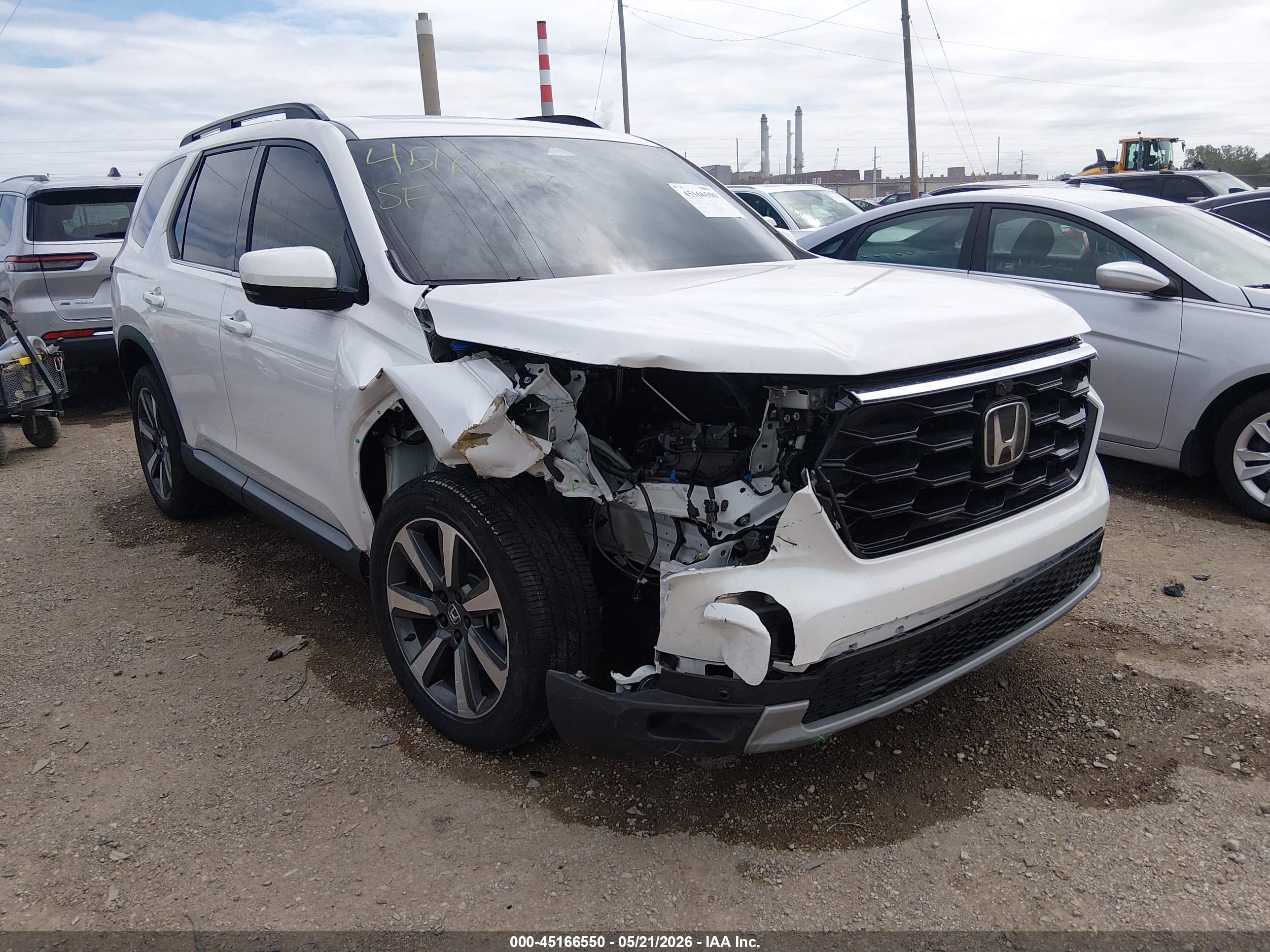 2025 Honda Pilot VIN 5FNYG1H89SB087710 — IAAI salvage auction photo