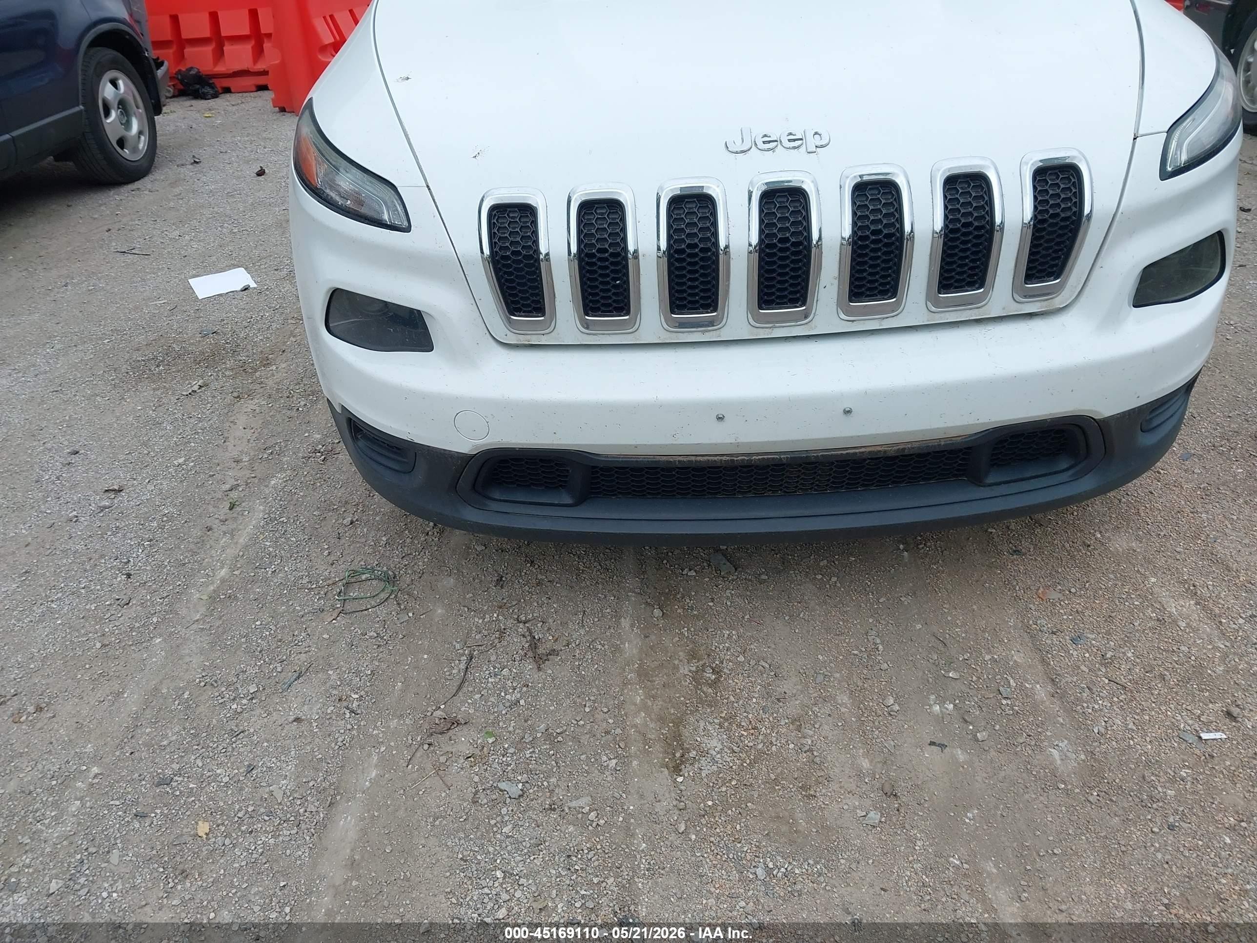 2014 Jeep Cherokee VIN 1C4PJLAB0EW104554 IAAI salvage auction — Front End, Salvage (Texas), sold $1,950 on 2026-09-11 (photo 6)
