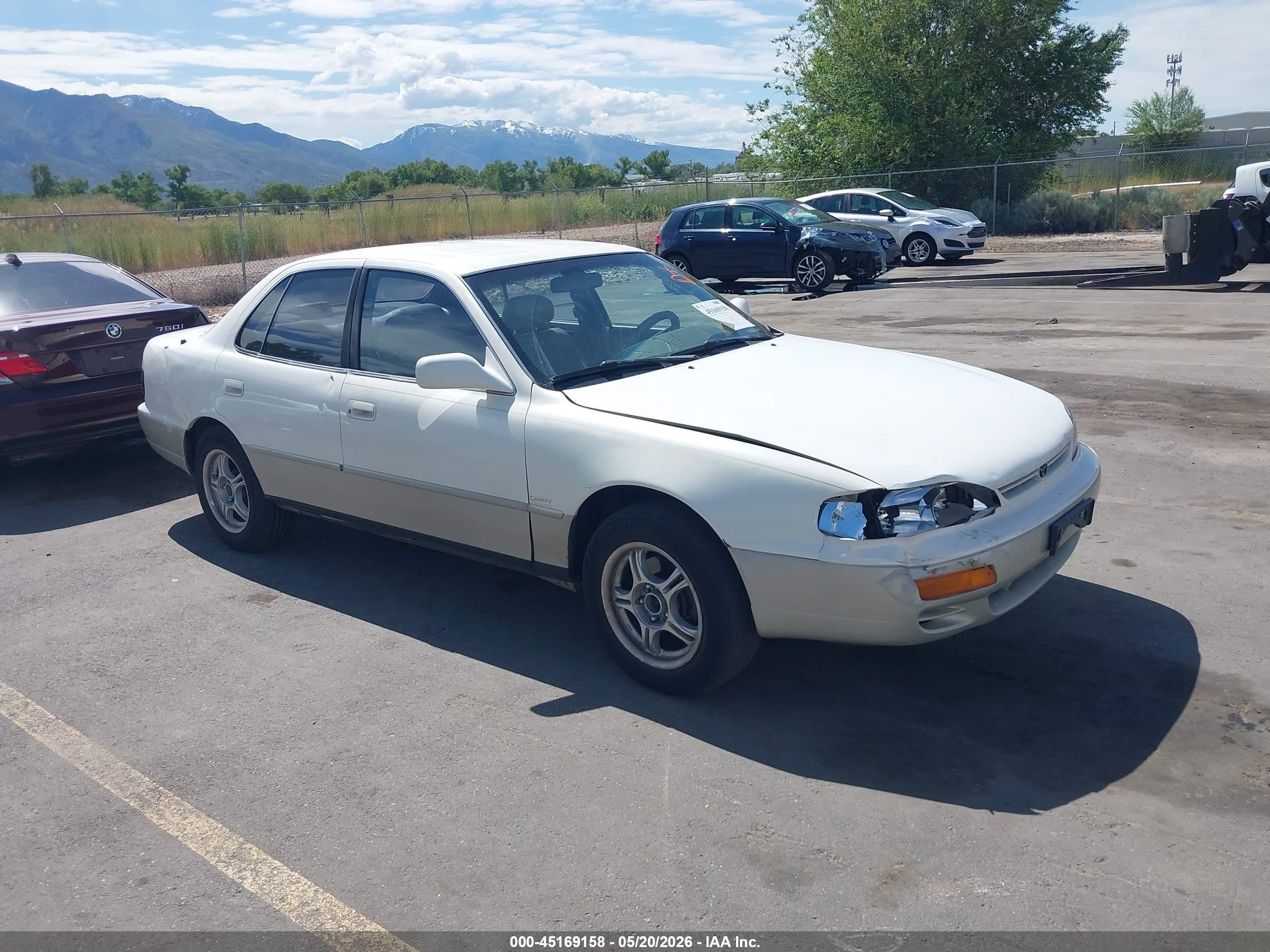 1996 Toyota Camry VIN JT2BF12K3T0137734 IAAI salvage auction — Normal Wear, Clear (Utah), sold $300 on 2026-07-09 (photo 1)
