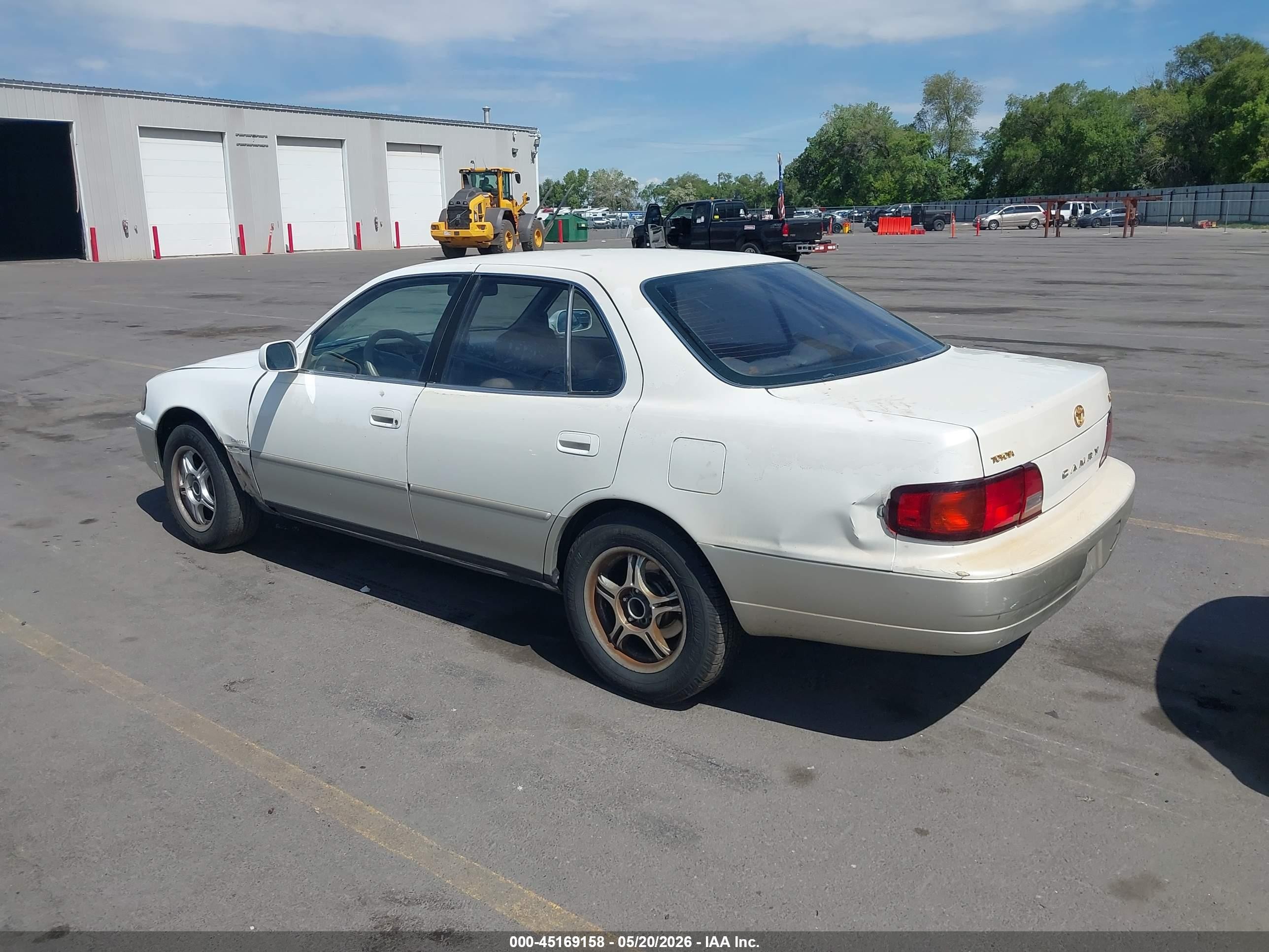 1996 Toyota Camry VIN JT2BF12K3T0137734 IAAI salvage auction — Normal Wear, Clear (Utah), sold $300 on 2026-07-09 (photo 3)