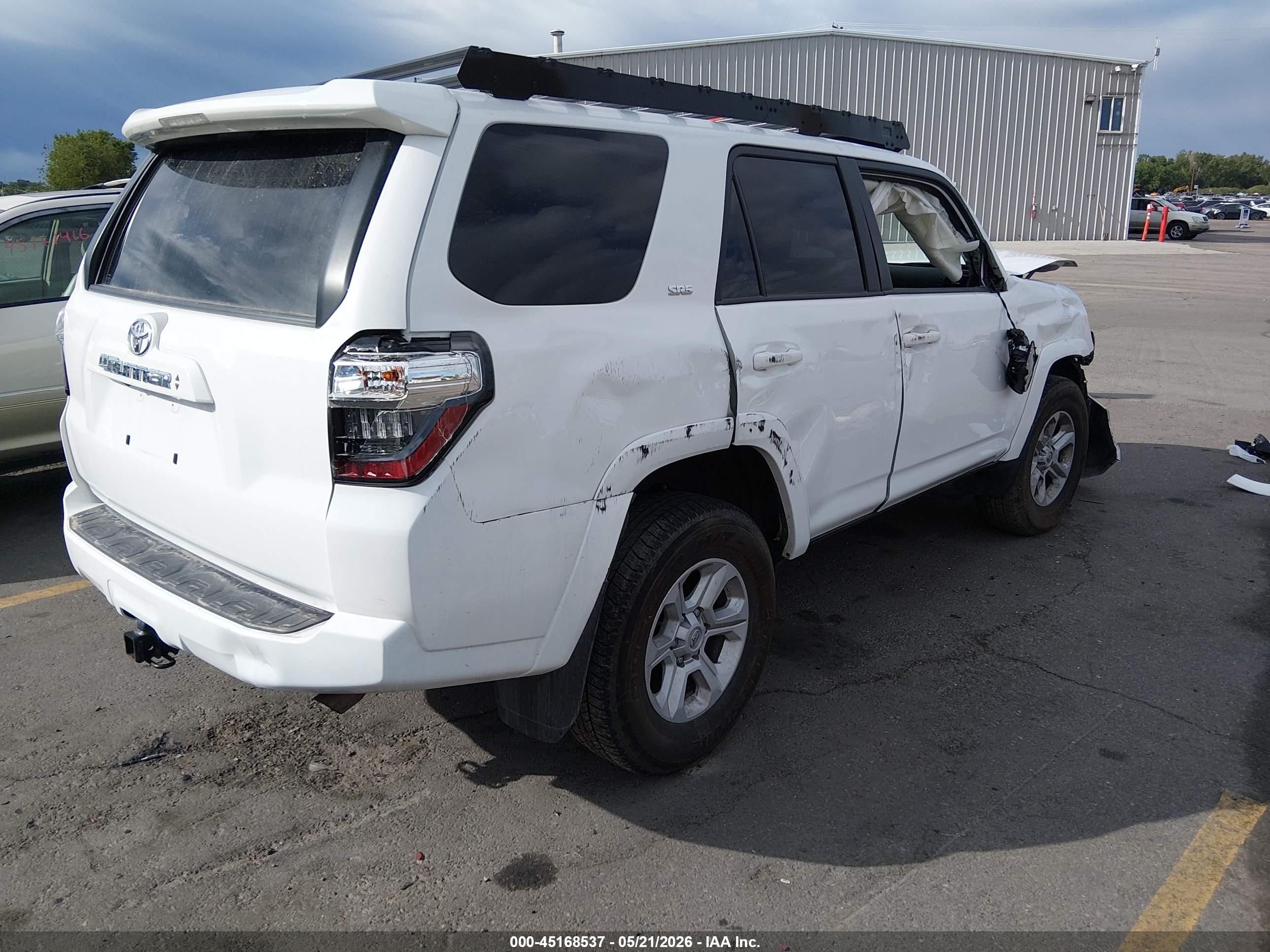 2023 Toyota 4Runner VIN JTEMU5JR5P6201914 IAAI salvage auction — Side, Salvage (Utah), sold $6,900 on 2026-07-09 (photo 4)