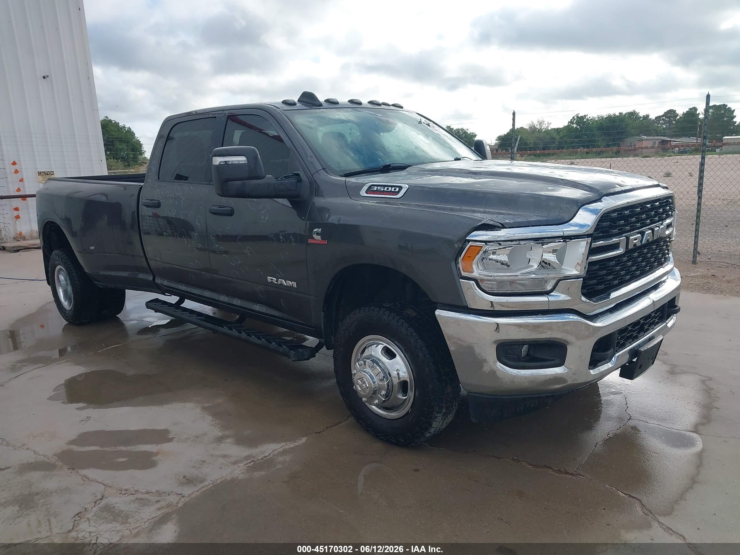 2024 Ram 3500 VIN 3C63RRHL9RG334016 — IAAI salvage auction photo