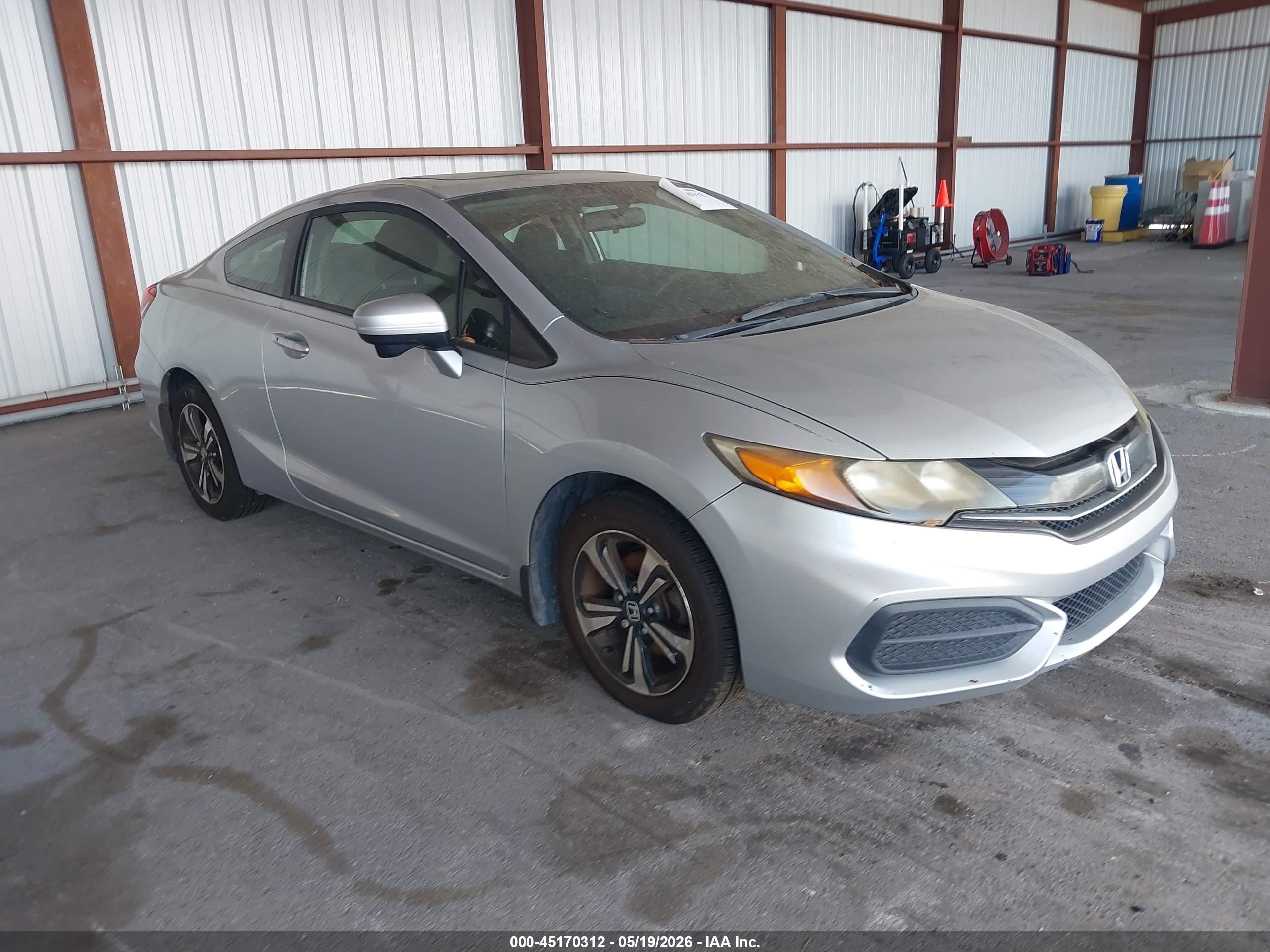 2015 Honda Civic VIN 2HGFG3B85FH525104 IAAI salvage auction — Transmission Damage, Clear (Florida), sold $650 on 2026-06-17 (photo 1)