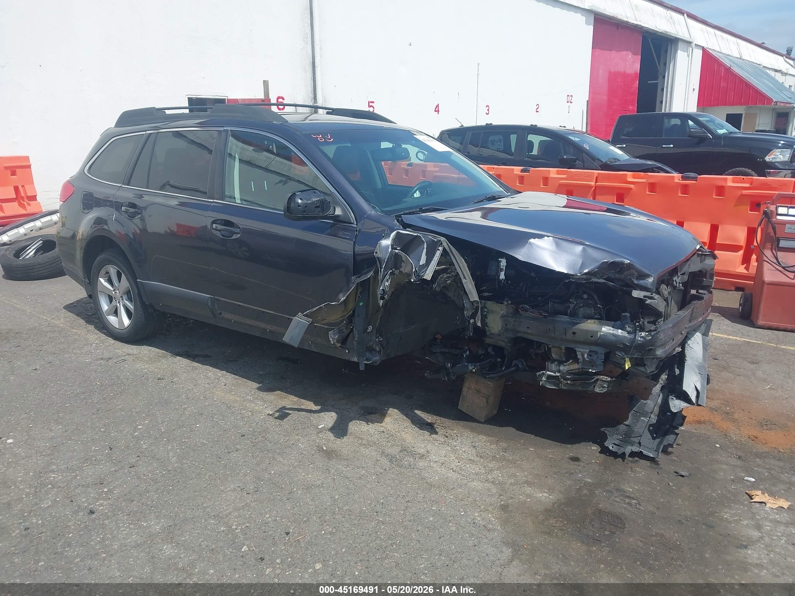 2013 Subaru Outback VIN 4S4BRBKCXD3279880 IAAI salvage auction — Unknown, Salvage (Oregon), sold $550 on 2026-07-09 (photo 1)