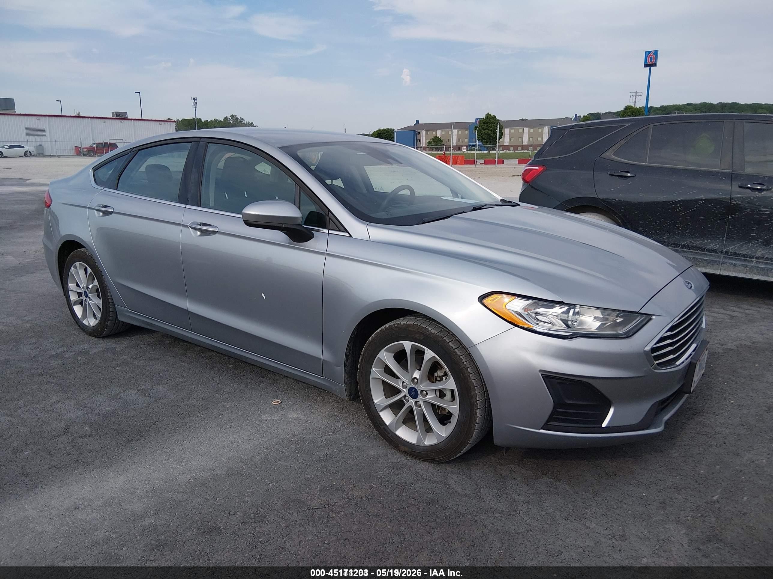 2020 Ford Fusion VIN 3FA6P0LU3LR197017 IAAI salvage auction — Side, Sf97 (Washington), sold $11,100 on 2026-07-09 (photo 1)