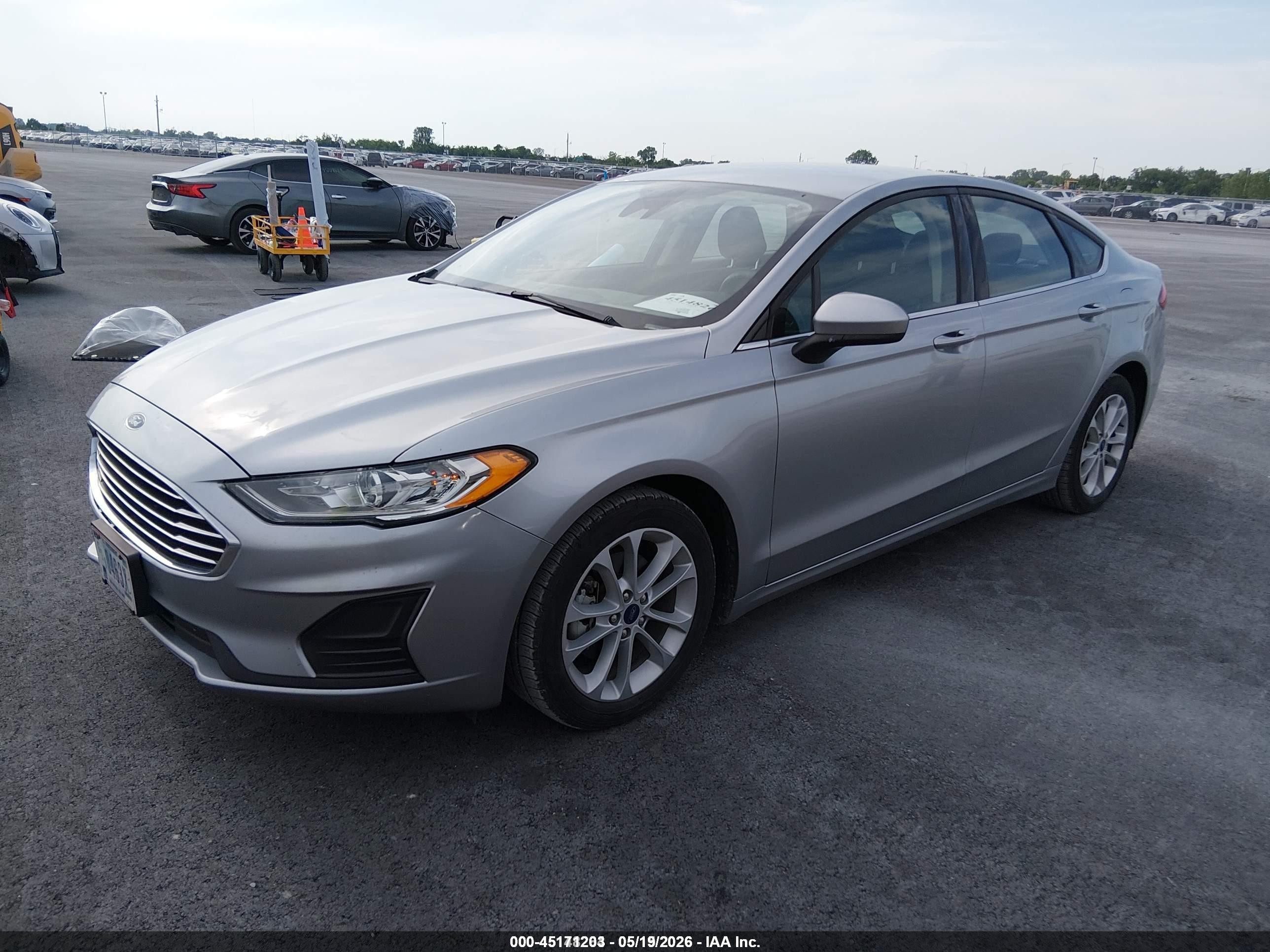 2020 Ford Fusion VIN 3FA6P0LU3LR197017 IAAI salvage auction — Side, Sf97 (Washington), sold $11,100 on 2026-07-09 (photo 2)