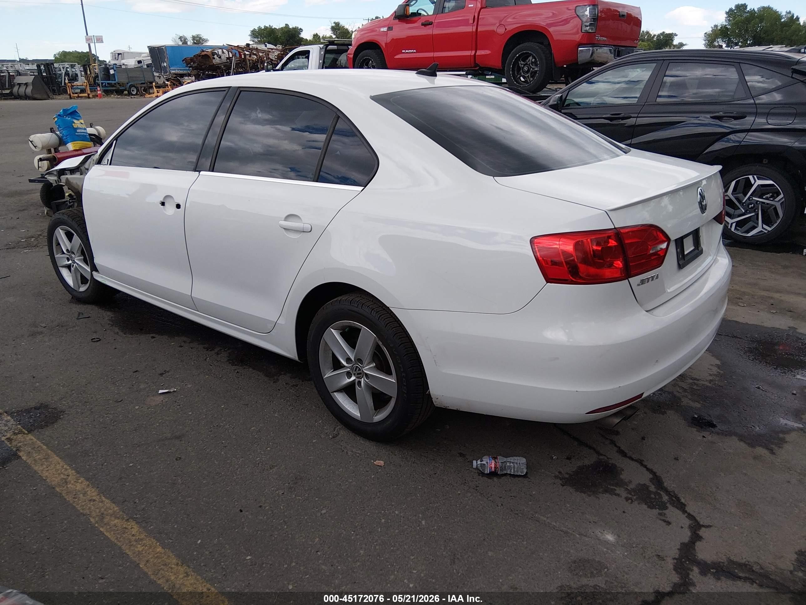 2014 Volkswagen Jetta VIN 3VWLL7AJ1EM288293 IAAI salvage auction — Front End, Salvage (Utah), sold $1,500 on 2026-07-09 (photo 3)